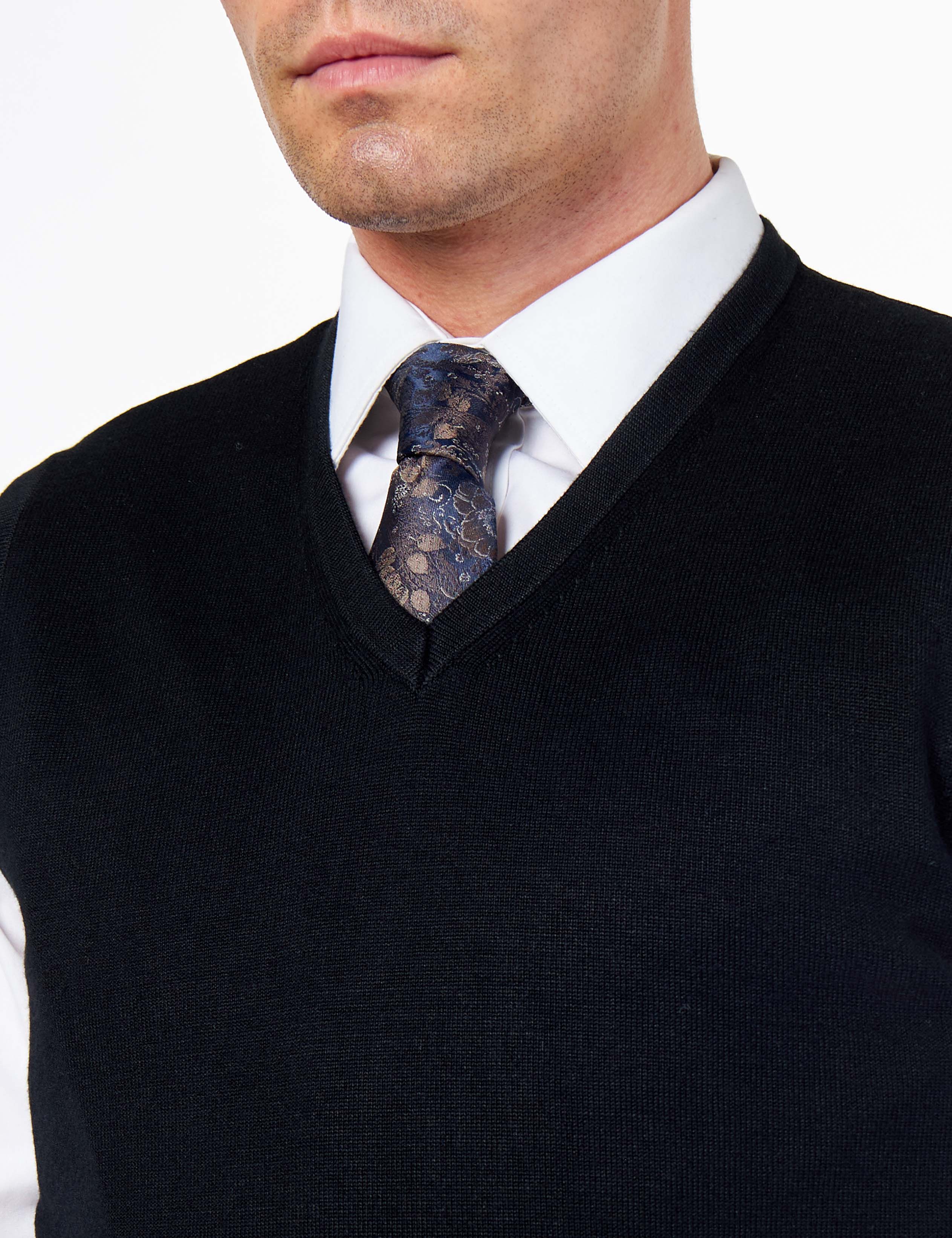 KNITTED COTTON BLACK SLEEVELESS JUMPER V-NECK VEST