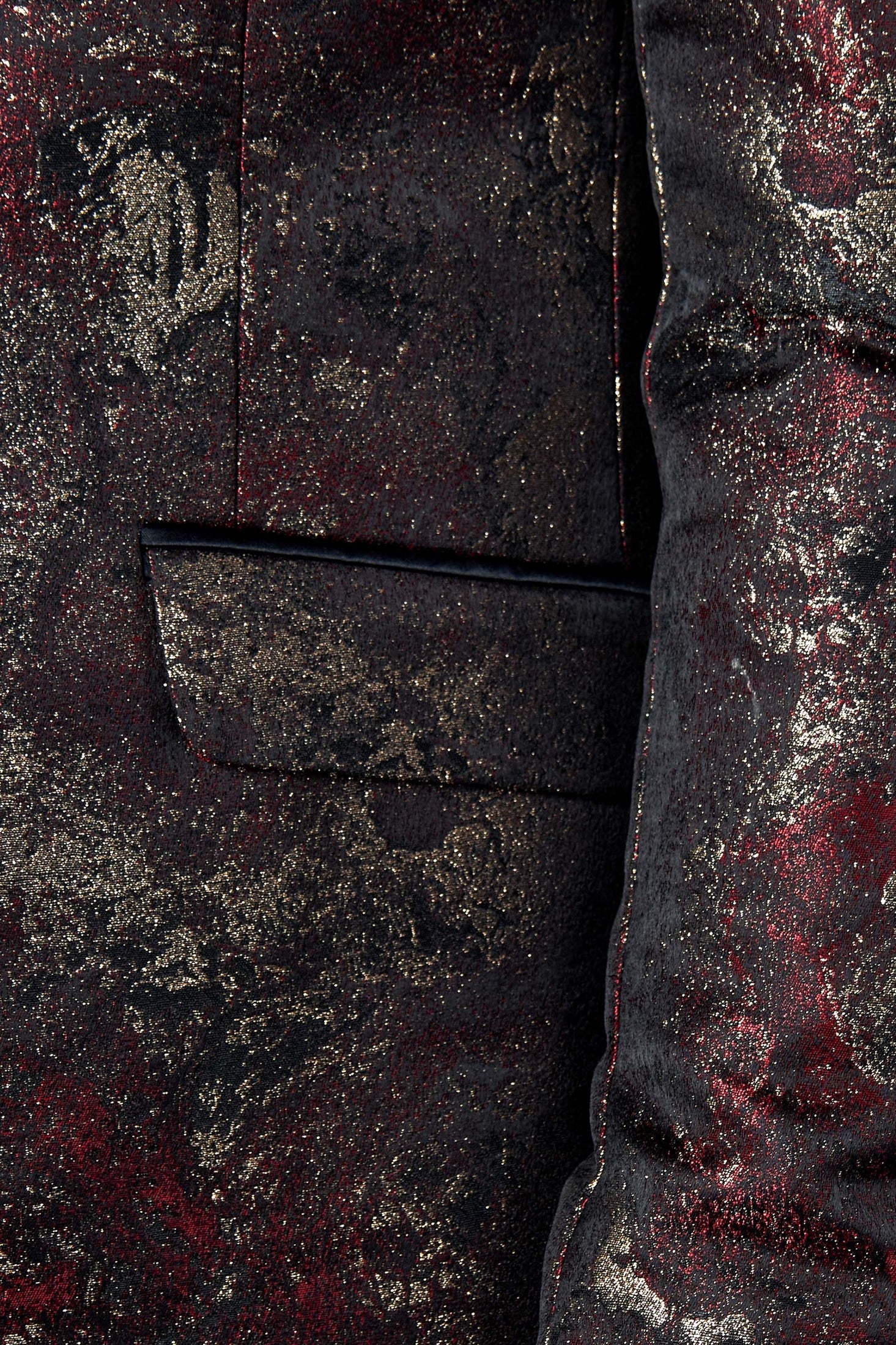 ALINO – MAROON WEDDING PARTY TUXEDO 3 PIECE SUIT