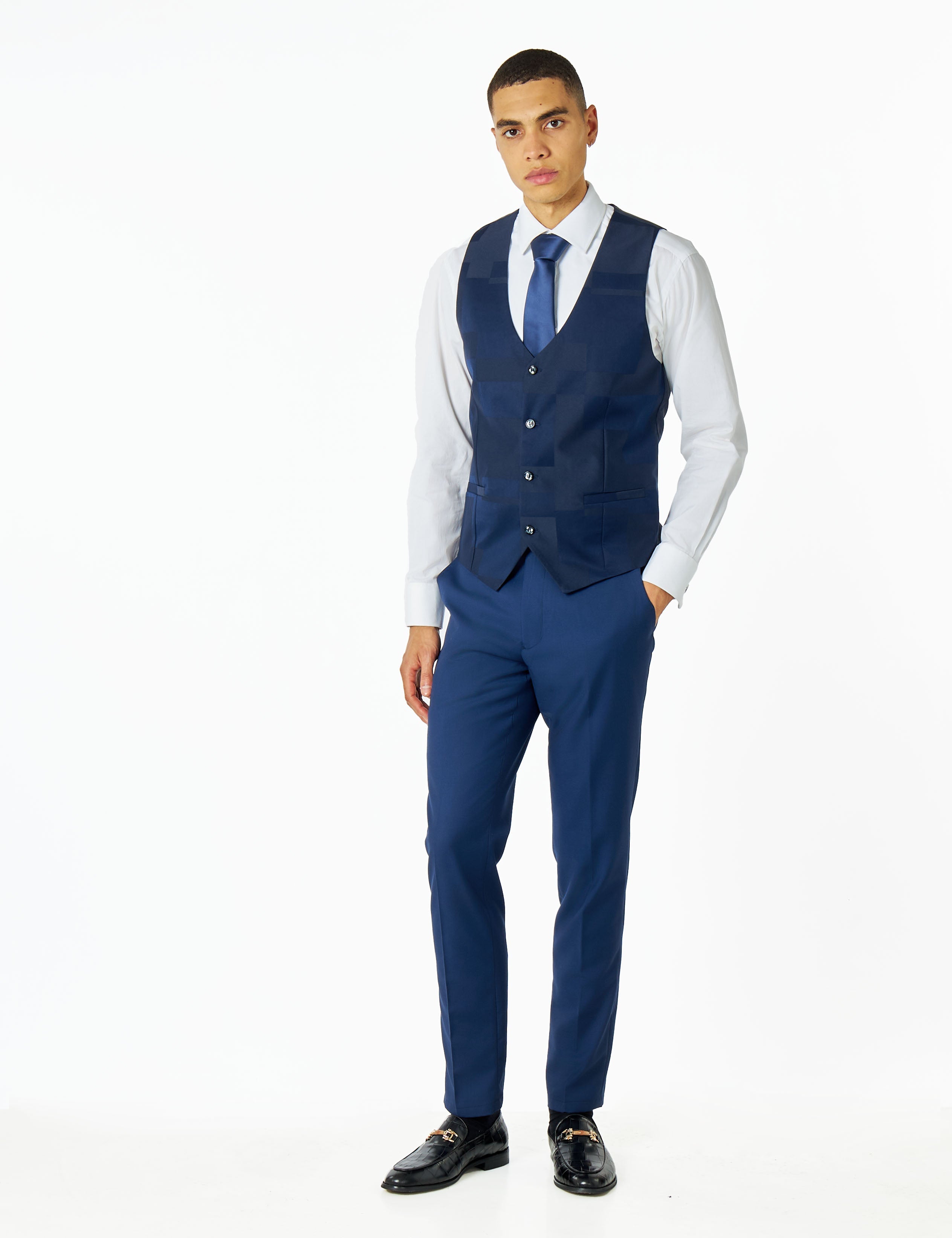 NAVY BLUE GEO PATTERN DETAILED 3 PIECE SUIT