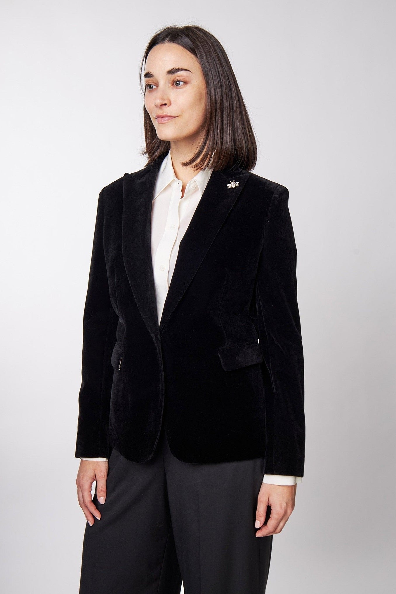 STELLA - LADIES BLACK VELVET BLAZER