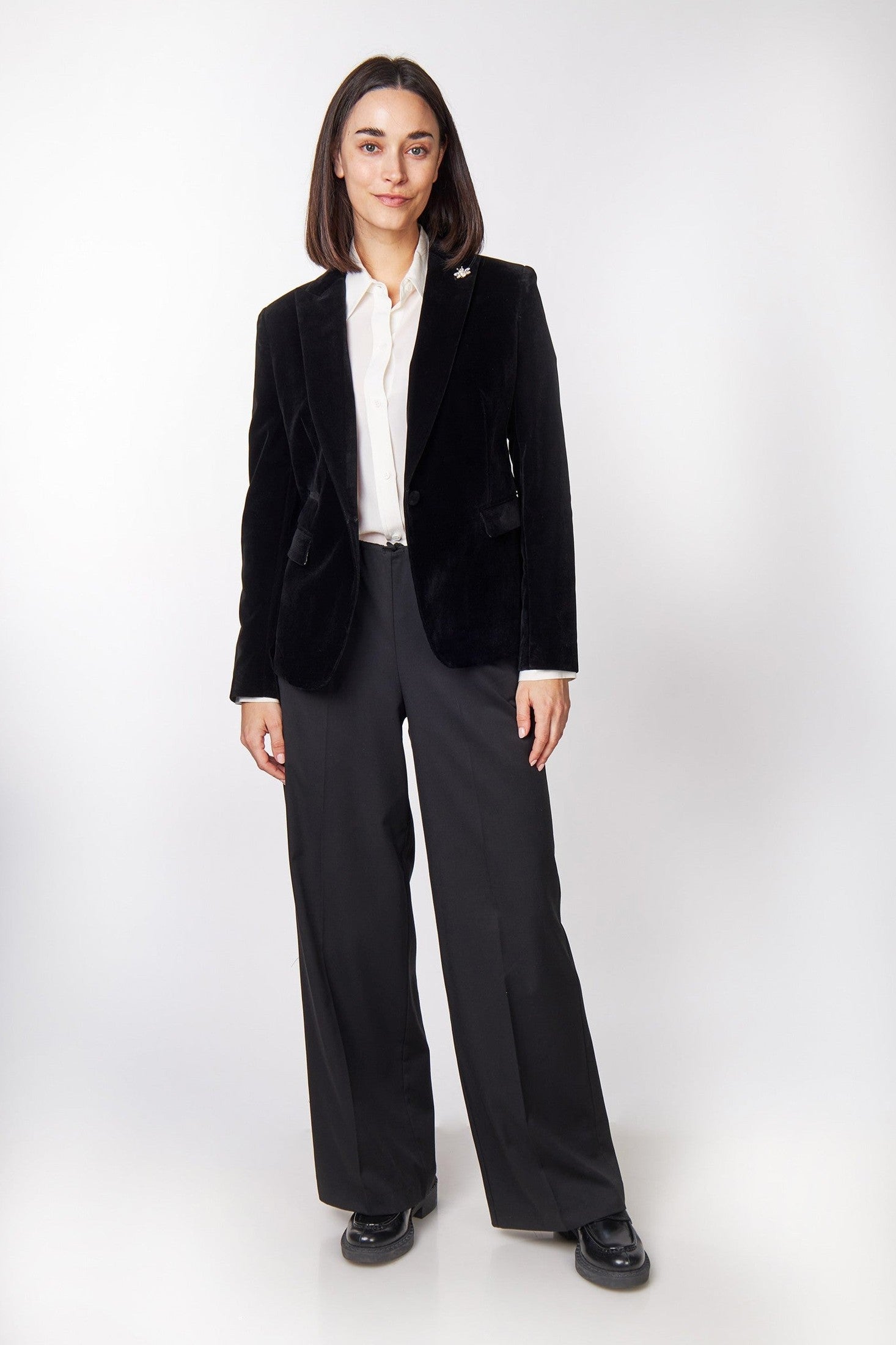 STELLA - LADIES BLACK VELVET BLAZER