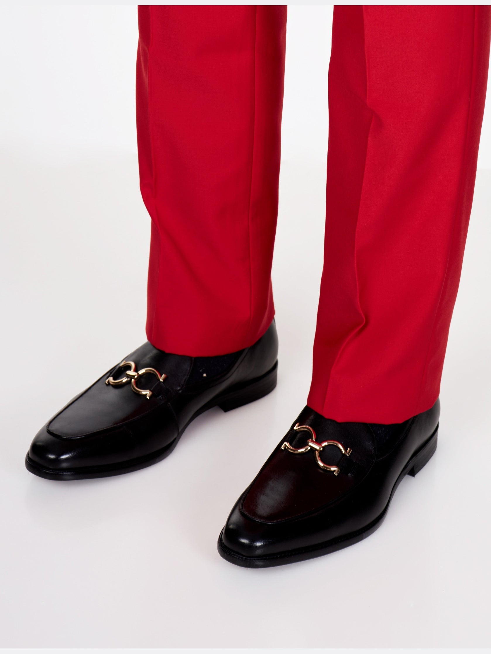 GOLD BUCKLE LOAFERS IN BLACK