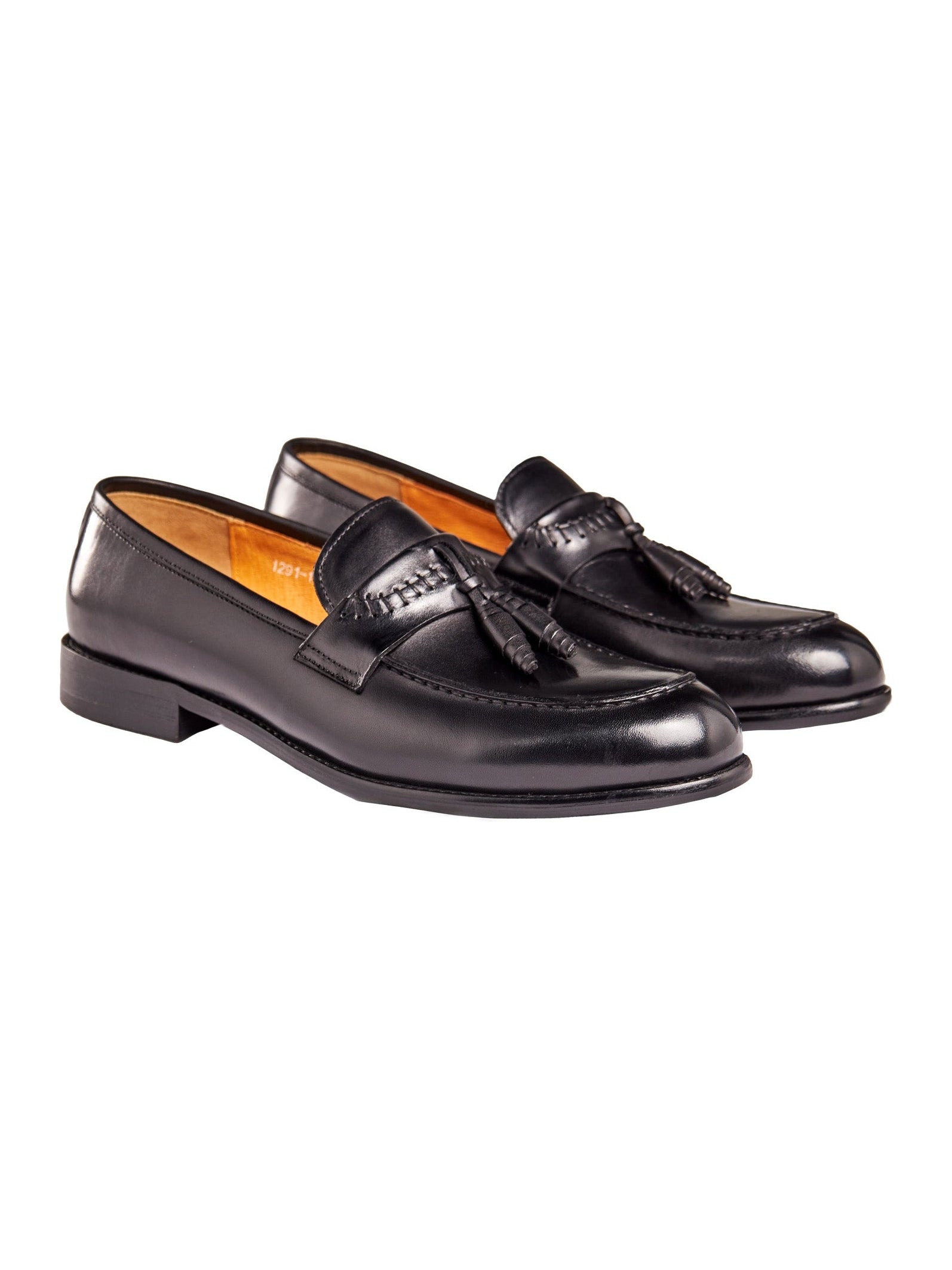 BLACK LEATHER TASSEL LOAFERS