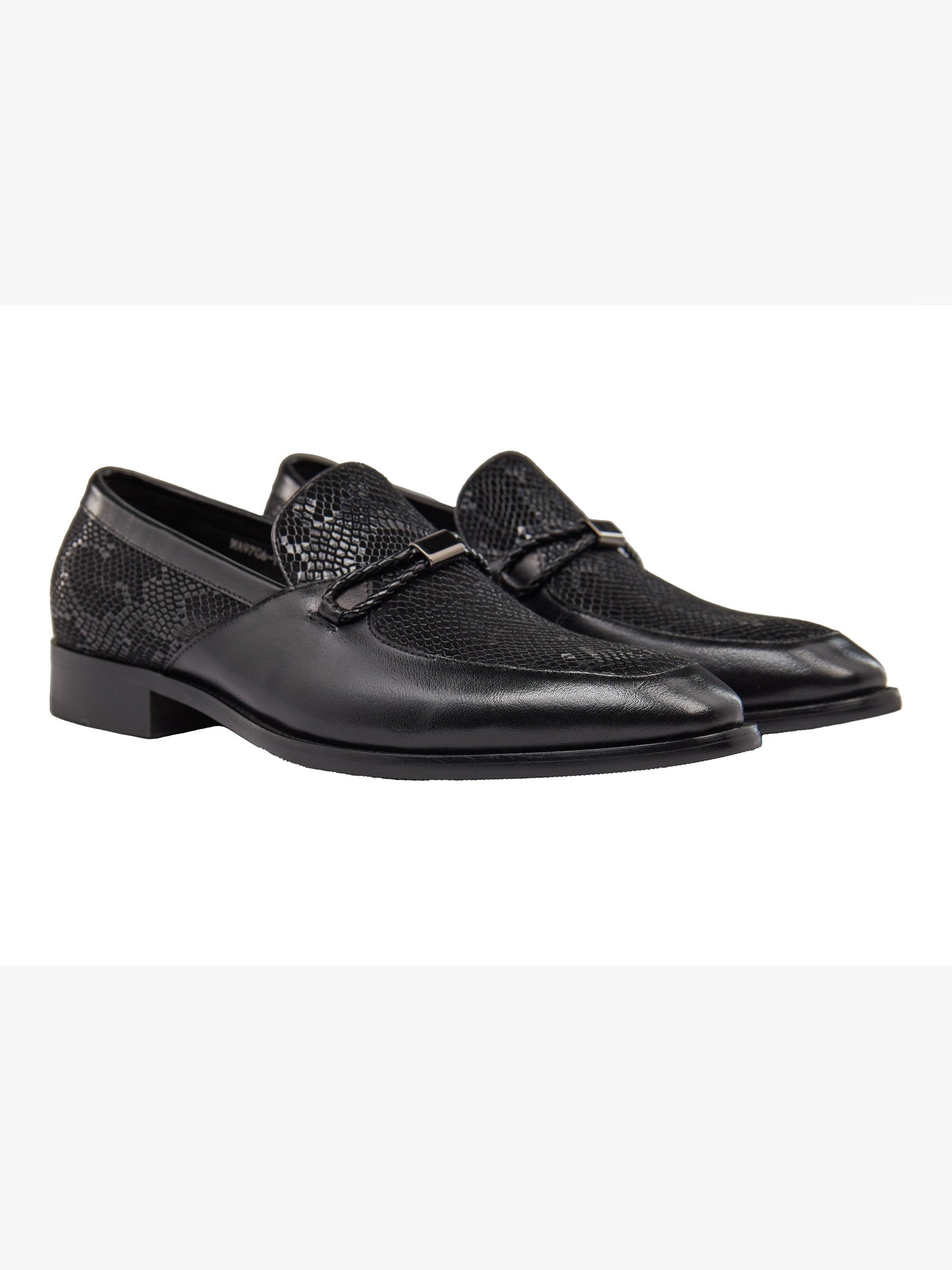 BLACK LEATHER PRINTED LOAFERS