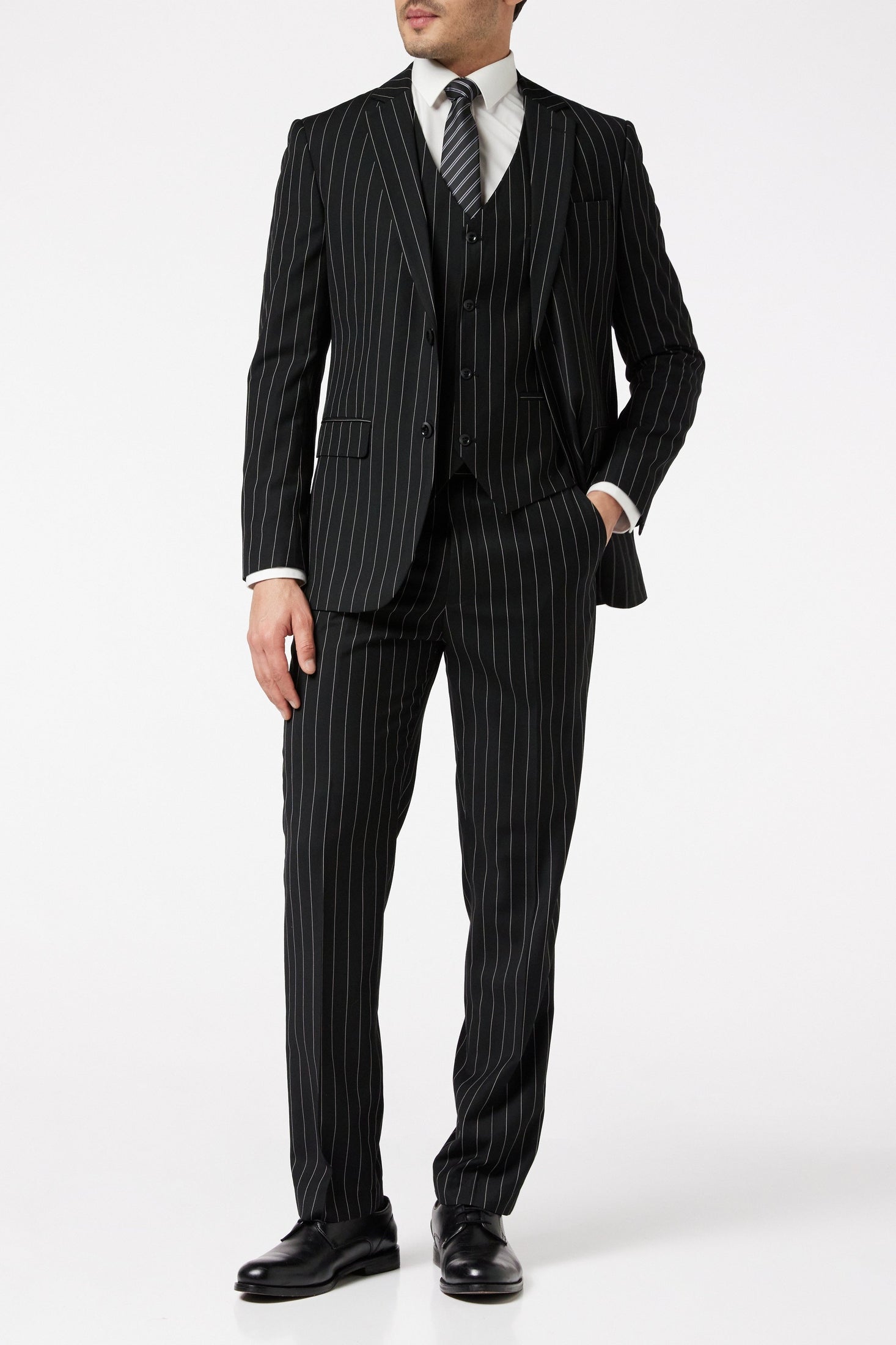 CLASSIC BLACK WHITE PINSTRIPE JACKET