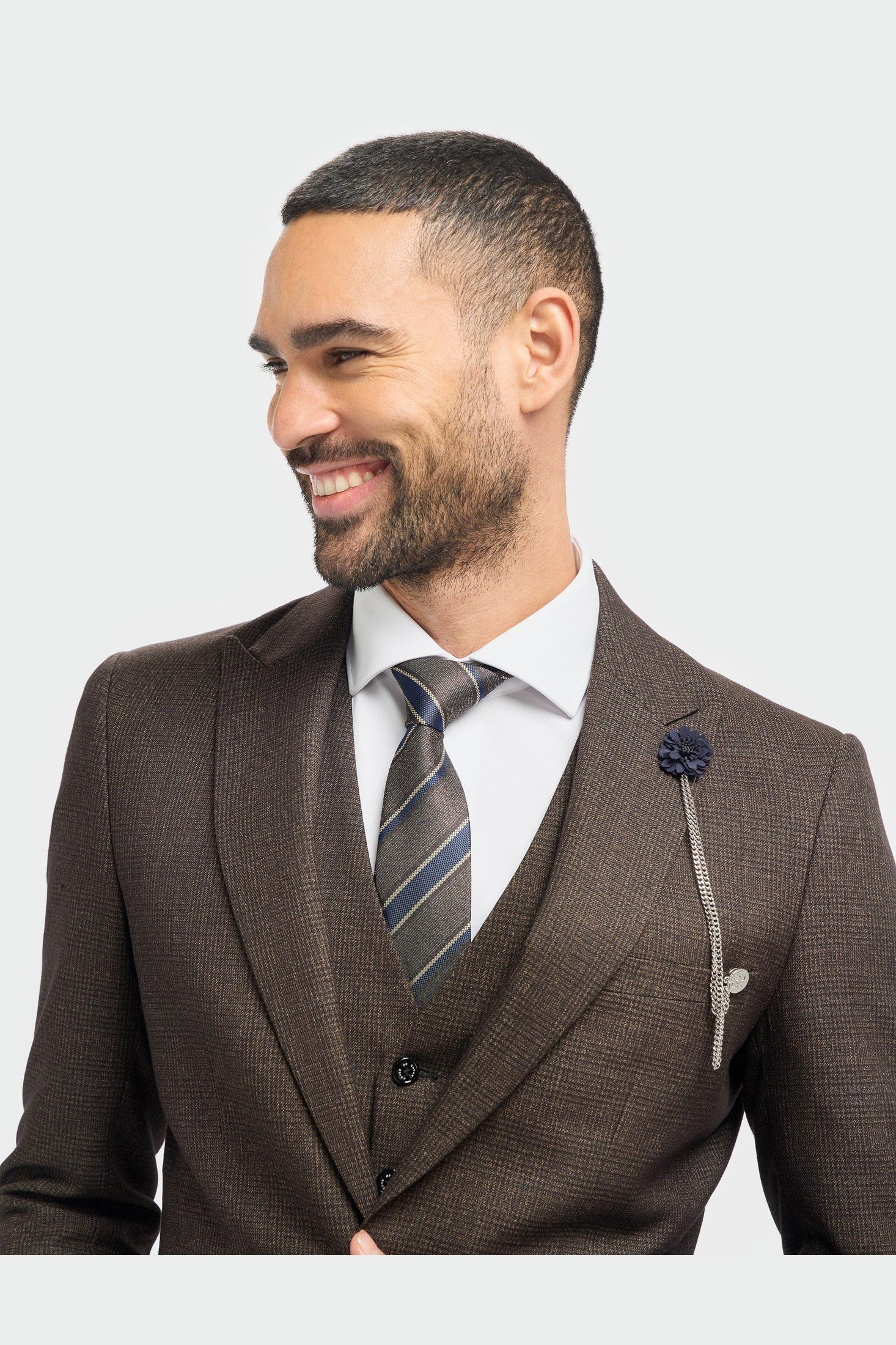 CARIDI – TAILORED FIT 3 PIECE SUIT IN BROWN CHECK