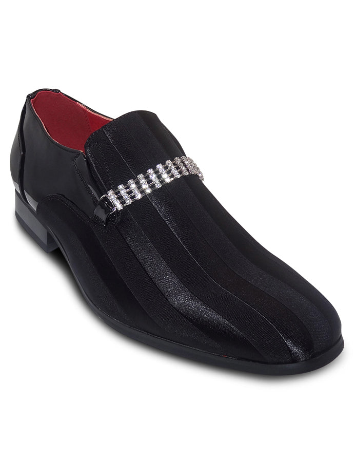 BLACK TEXTURED LOAFERS WITH DIAMOND STRAP