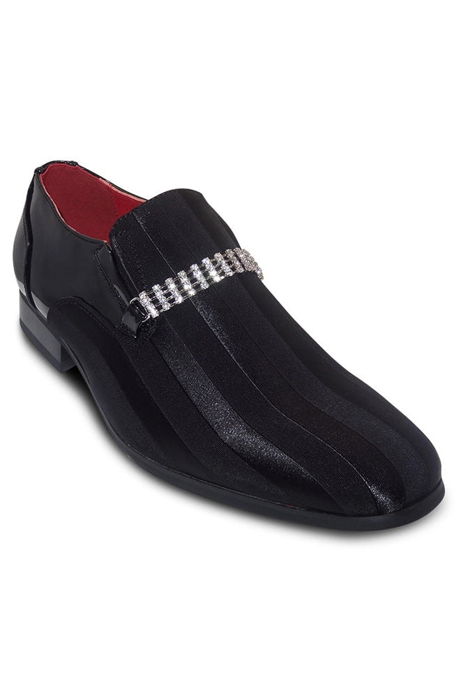 BLACK TEXTURED LOAFERS WITH DIAMOND STRAP