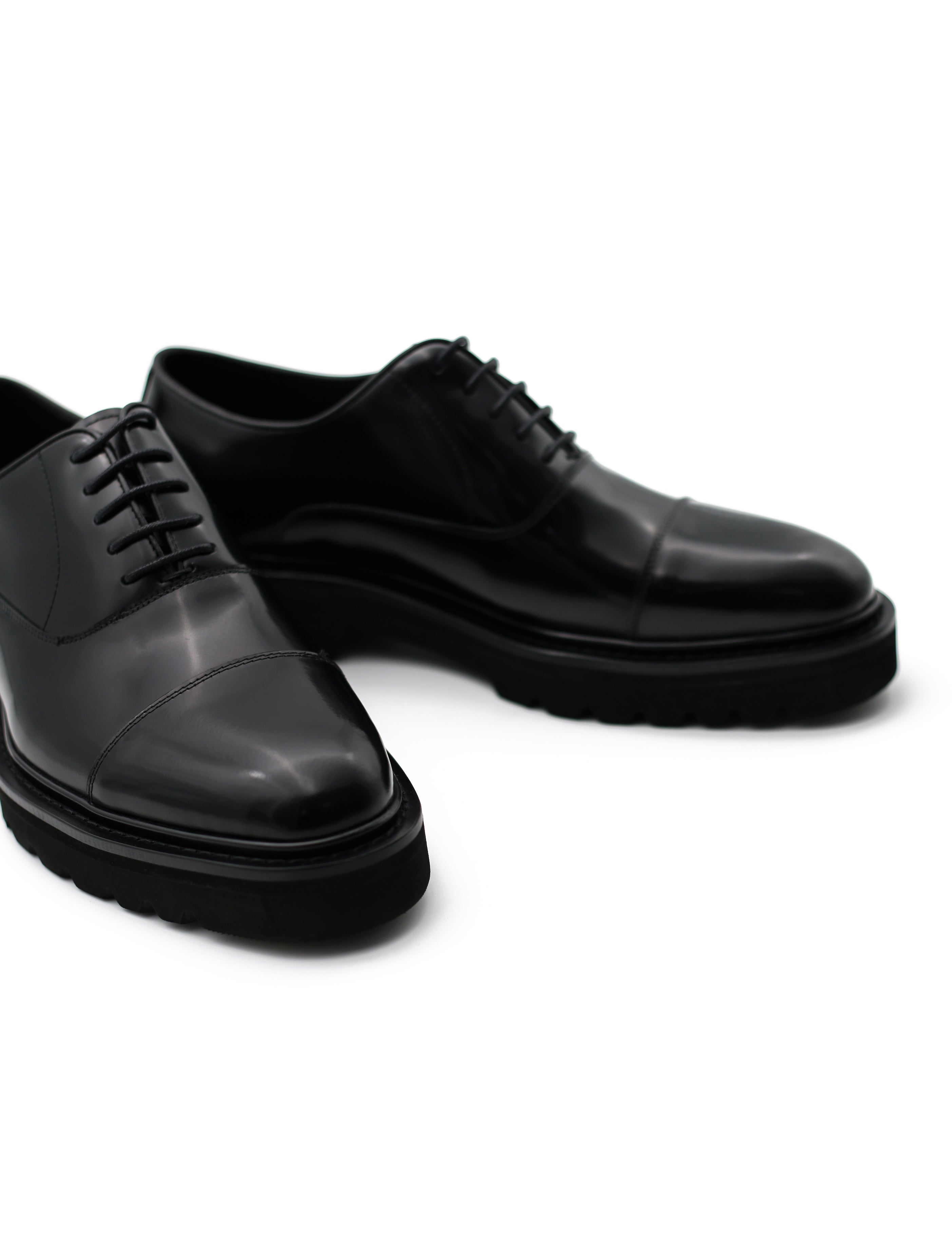 BLACK POLISHED LEATHER OXFORD SHOES – LUG SOLE