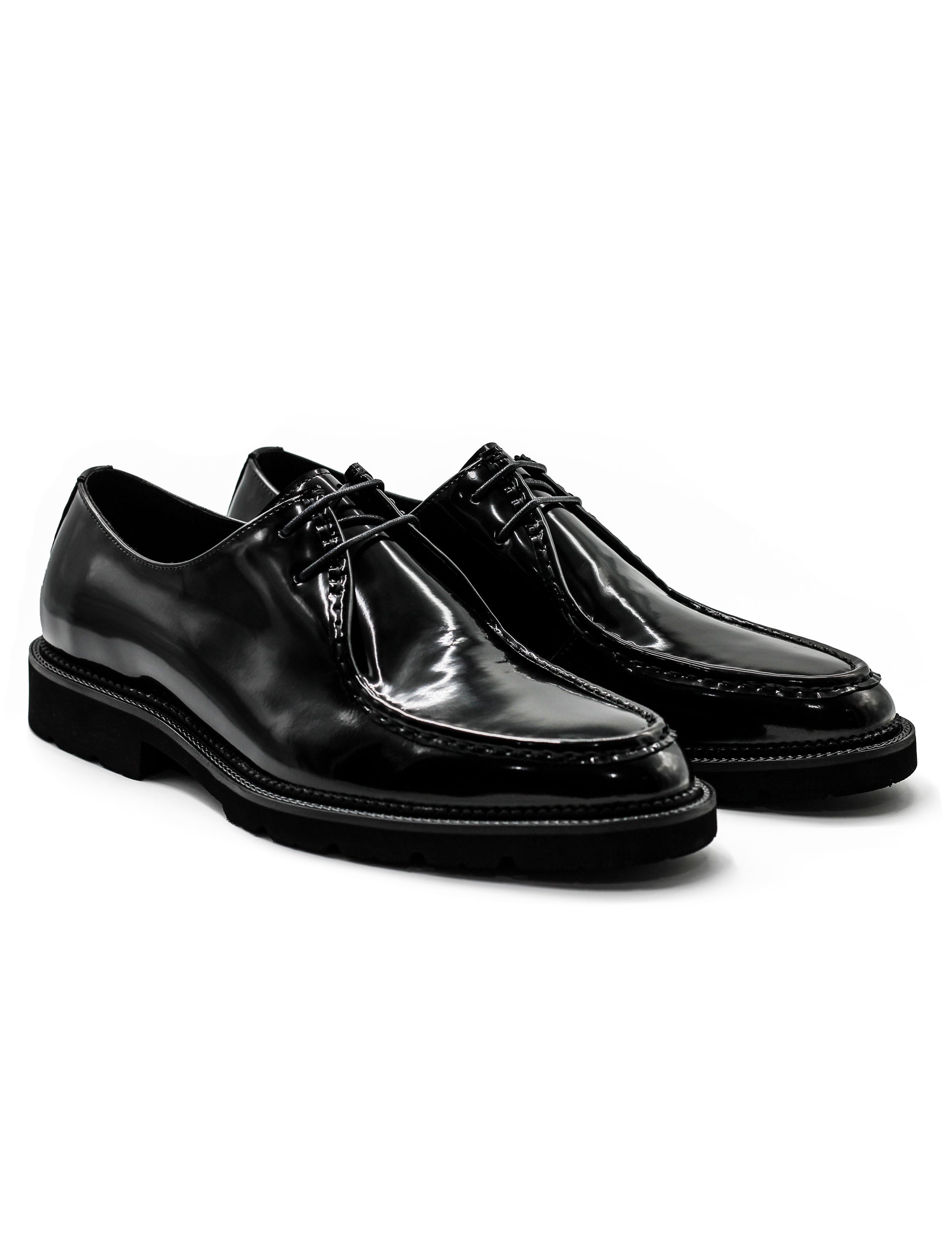 Mens Classic Derby Shoes in Black Patent Leather