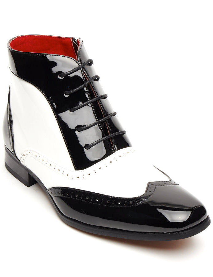 FAUX PATENT LEATHER SHINY BOOTS IN BLACK & WHITE