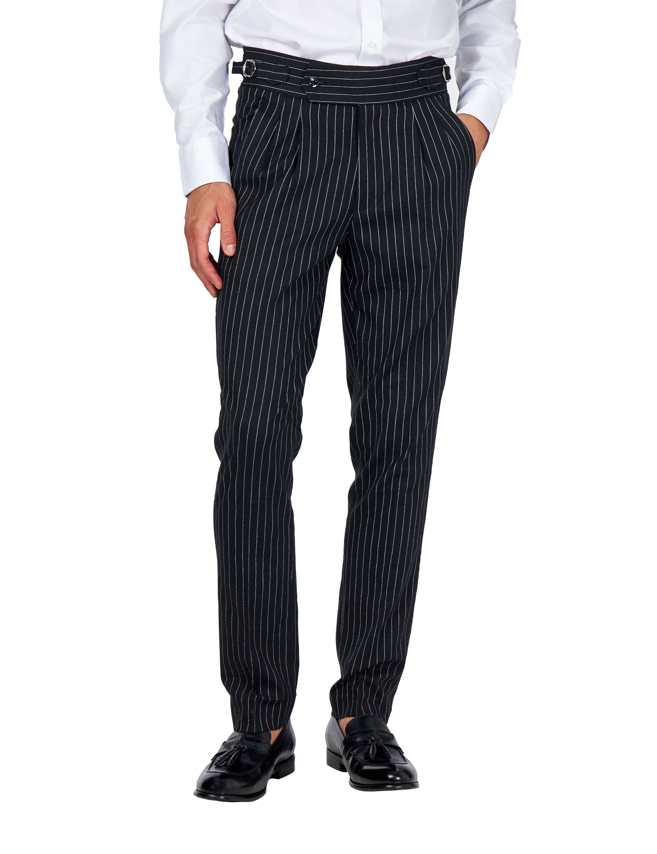 LLOYD – Black Pinstripe Double Breasted Linen Suit