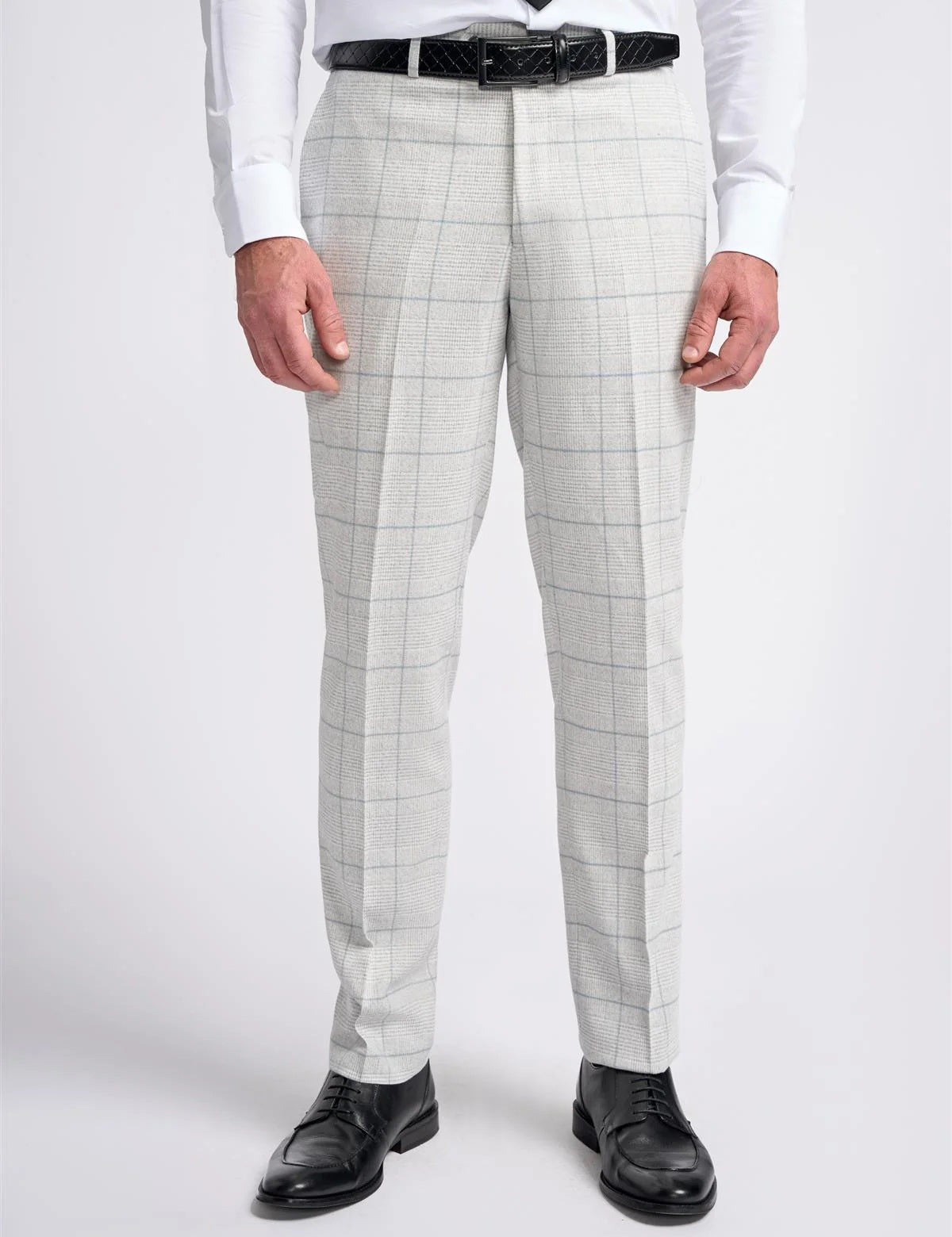 RADHIKA MENS SLIM FIT WHITE THREE PIECE SUIT