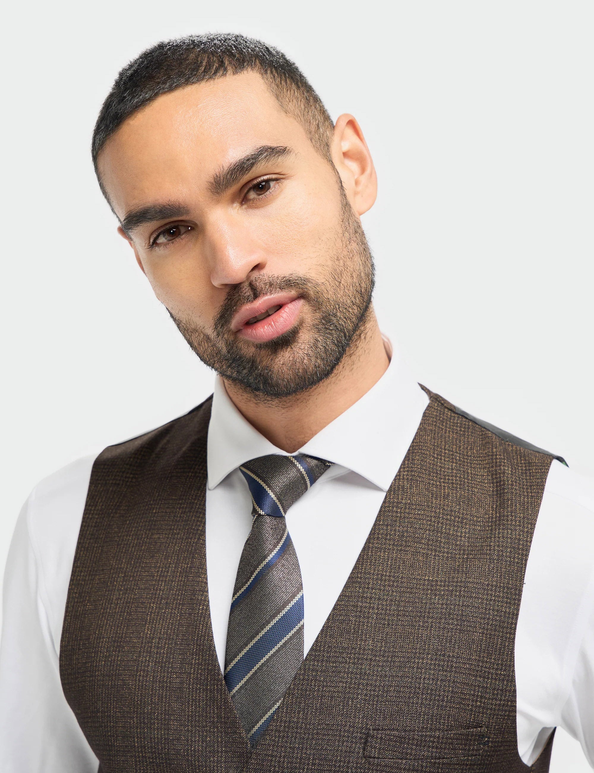 CARIDI – BROWN CHECK TAILORED FIT WAISTCOAT
