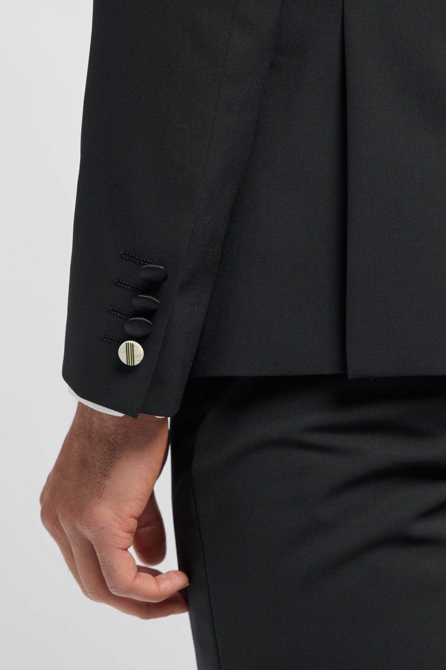 ASPEN - DOUBLE BREASTED BLACK BLAZER