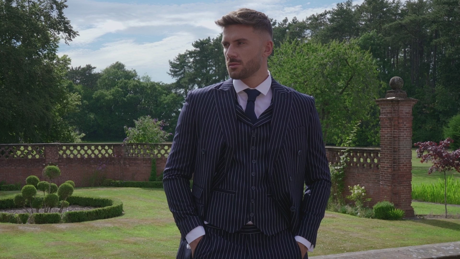 ALFRED - Costume croisé bleu marine à rayures craie