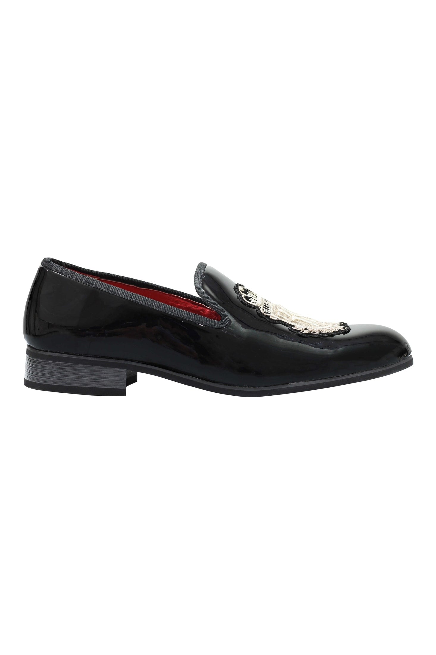 SHINY FAUX LEATHER GOLD CREST SHOES IN BLACK