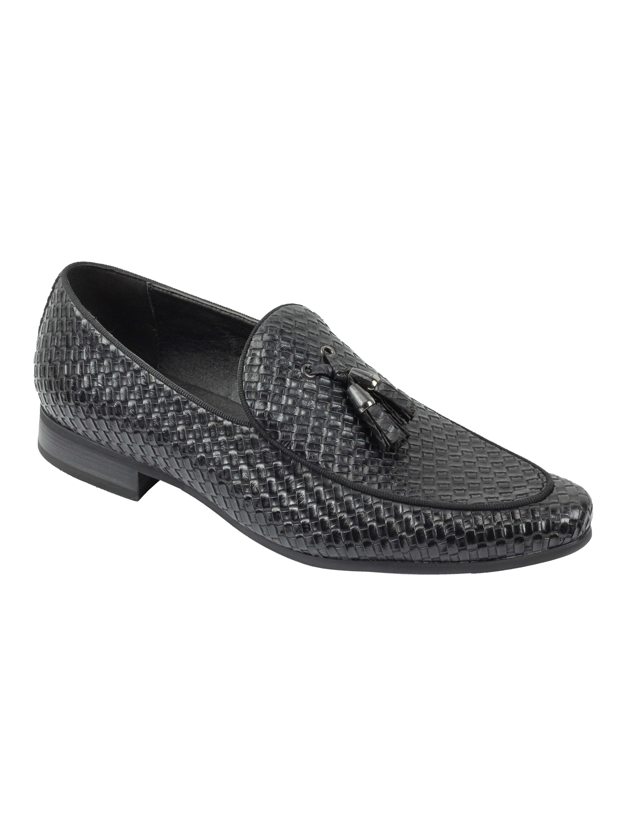 FAUX LEATHER TASSEL MOCCASIN LOAFERS IN BLACK