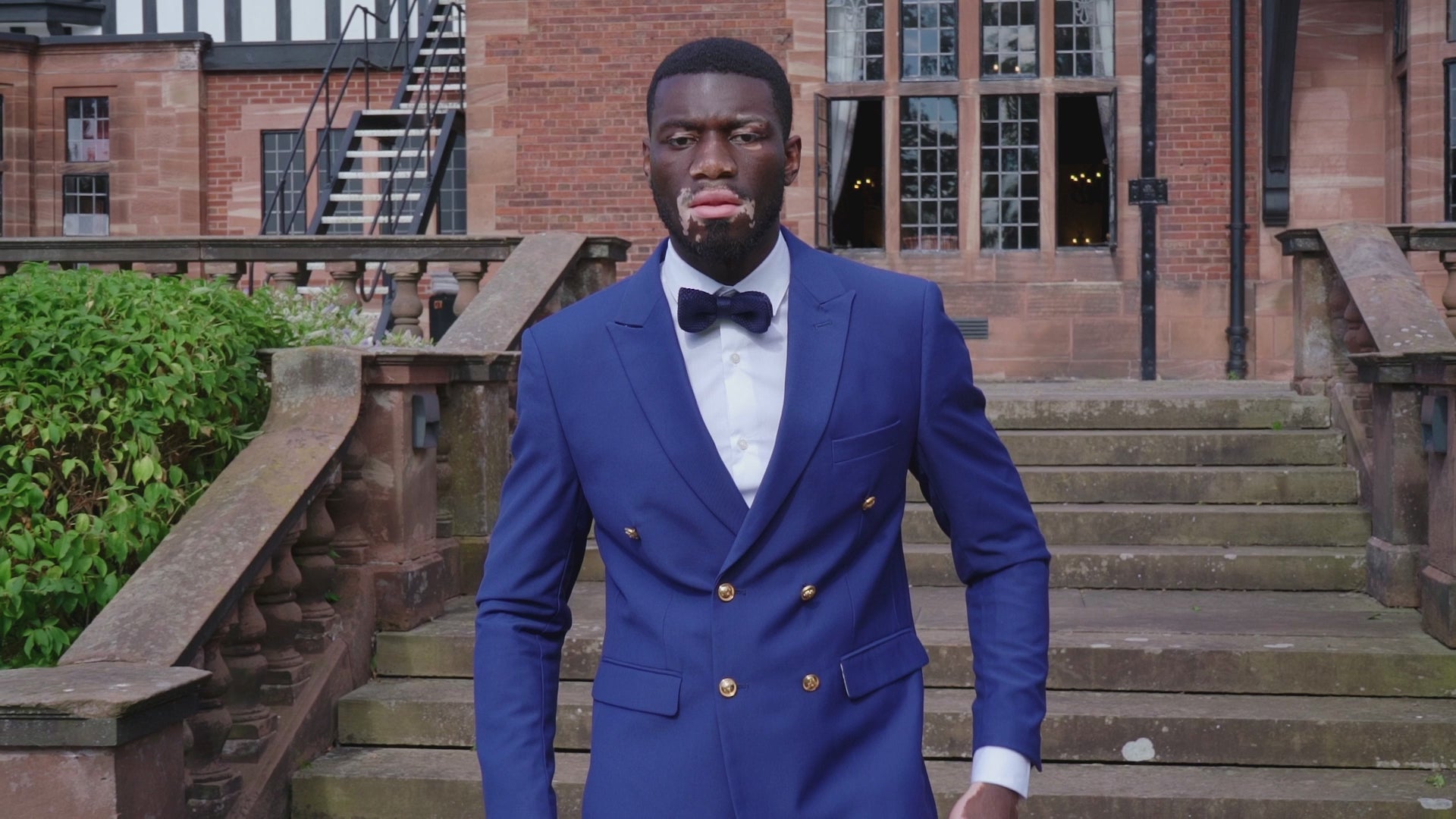 VESTE MARINE DOUBLE BOUTONNAGE BOUTONS OR