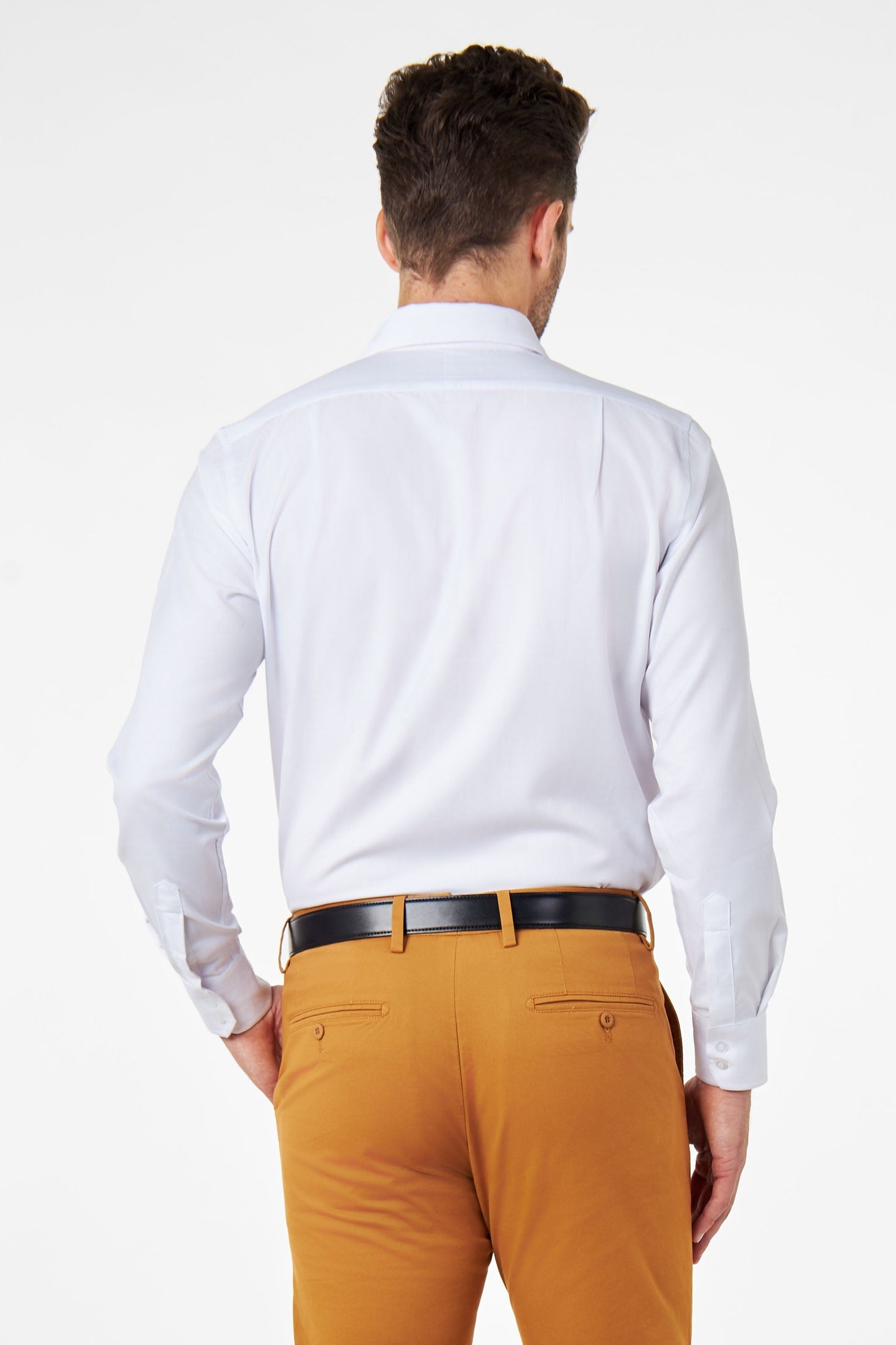 CLASSIC WHITE TAILORED FIT SHIRT