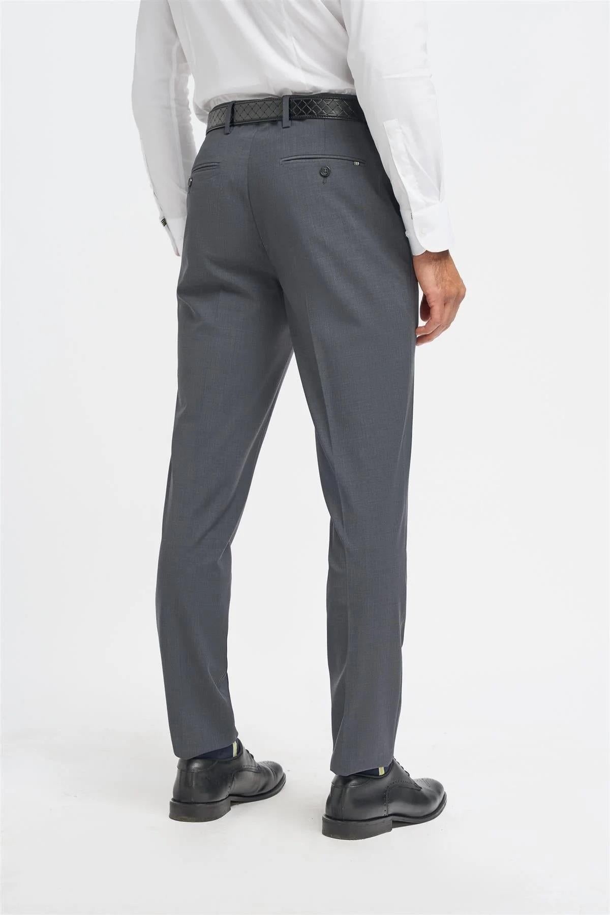 Cavani Bond Wool Rich Charcoal Double Breasted 2 Piece Suit