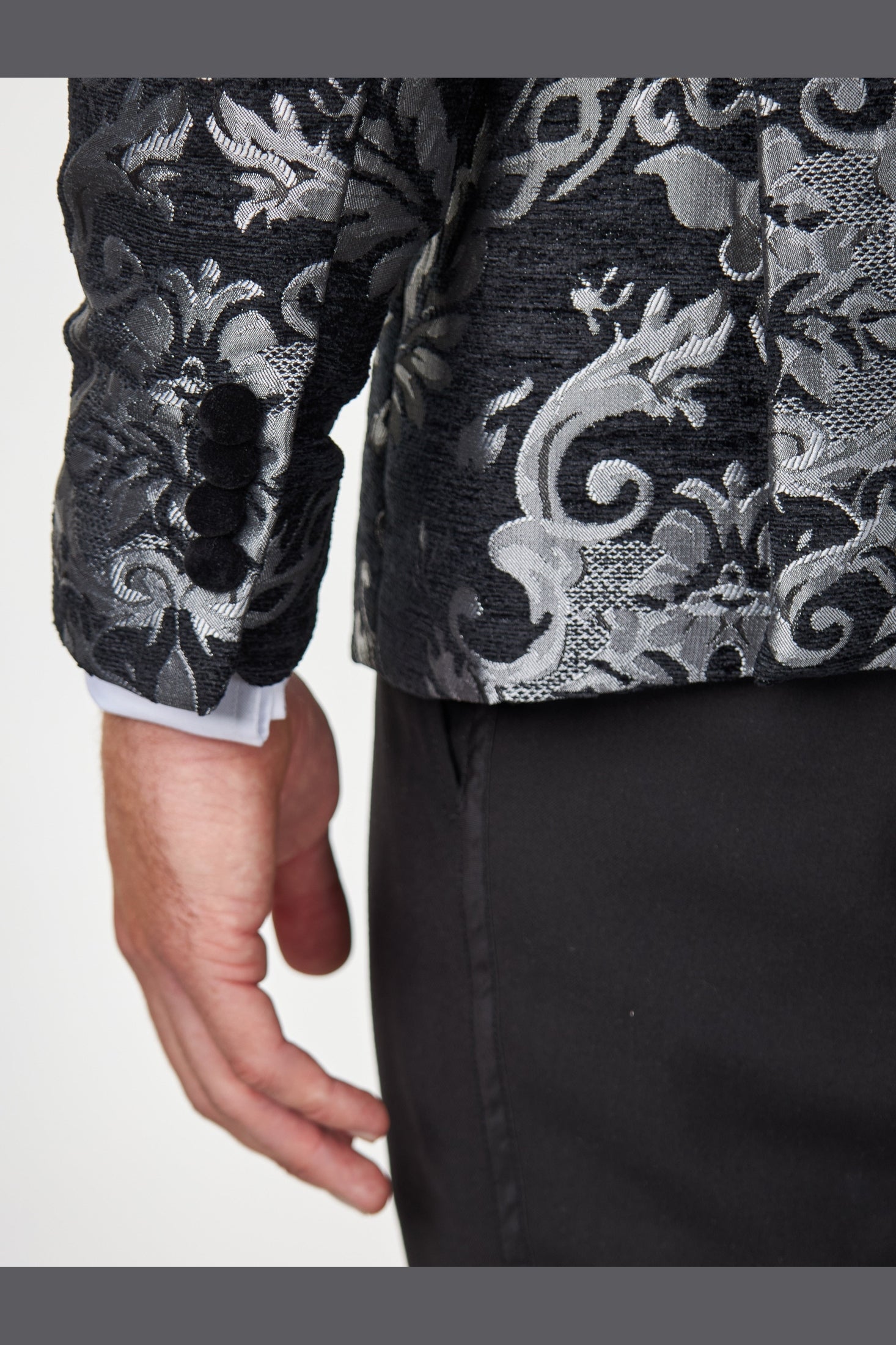 GLEN - GREY FLORAL FOLIAGE VELVET JACQUARD JACKET