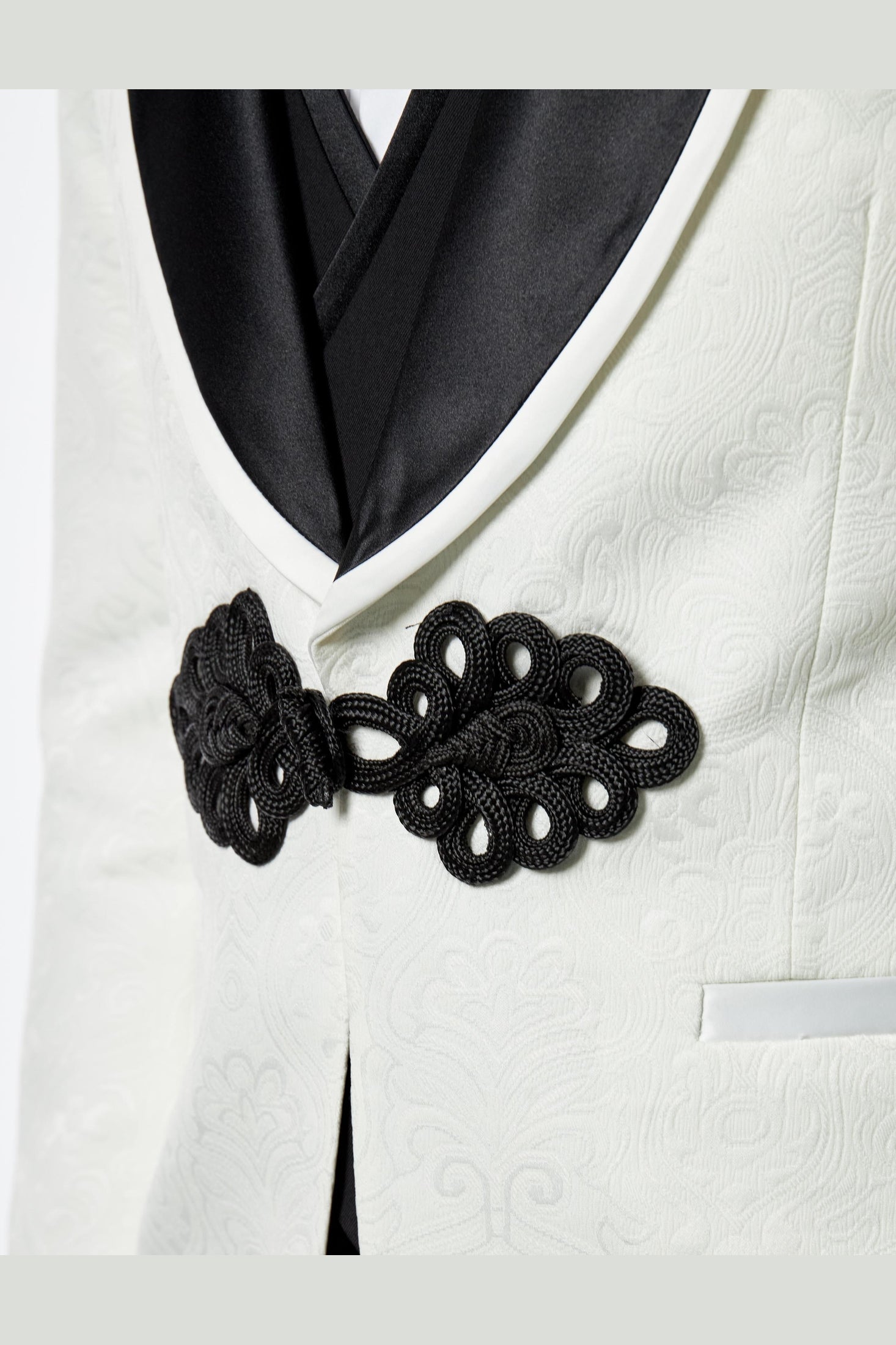 Ivory & Black Jacquard 3-Piece Wedding Tuxedo Suit