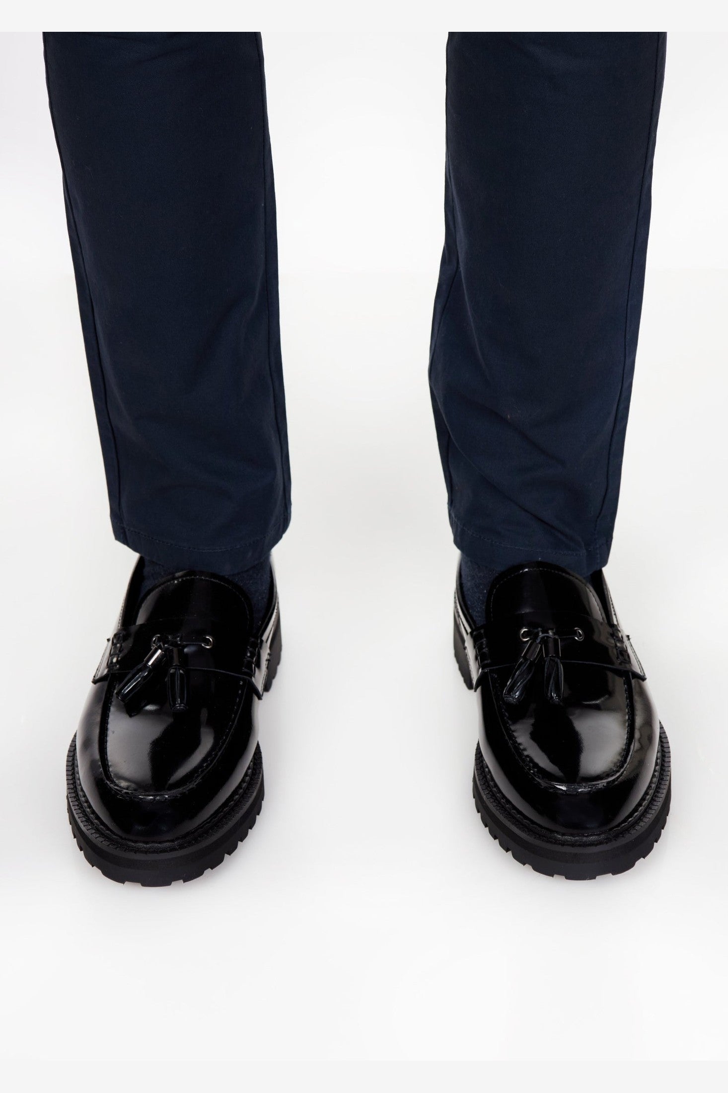 Men Vintage Handmade Black Patent Leather Tassel Loafers Lug Sole Shoe â XPOSED