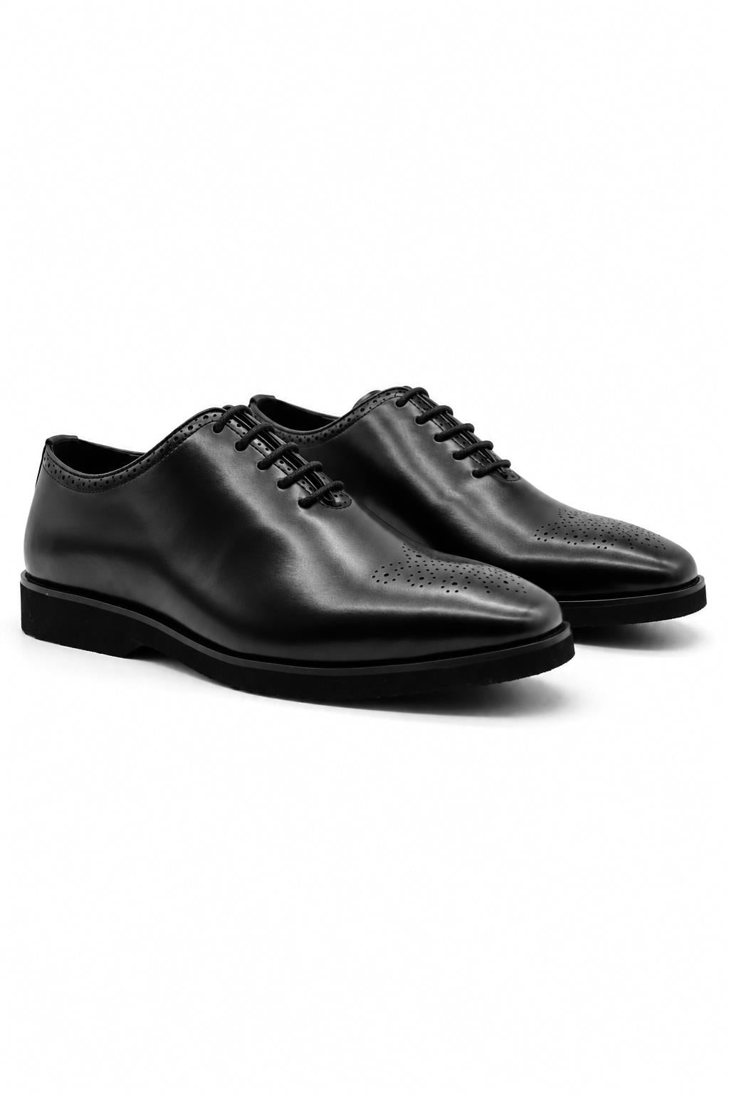 Men's Black Faux Leather Whole-Cut Oxford Brogue Shoes
