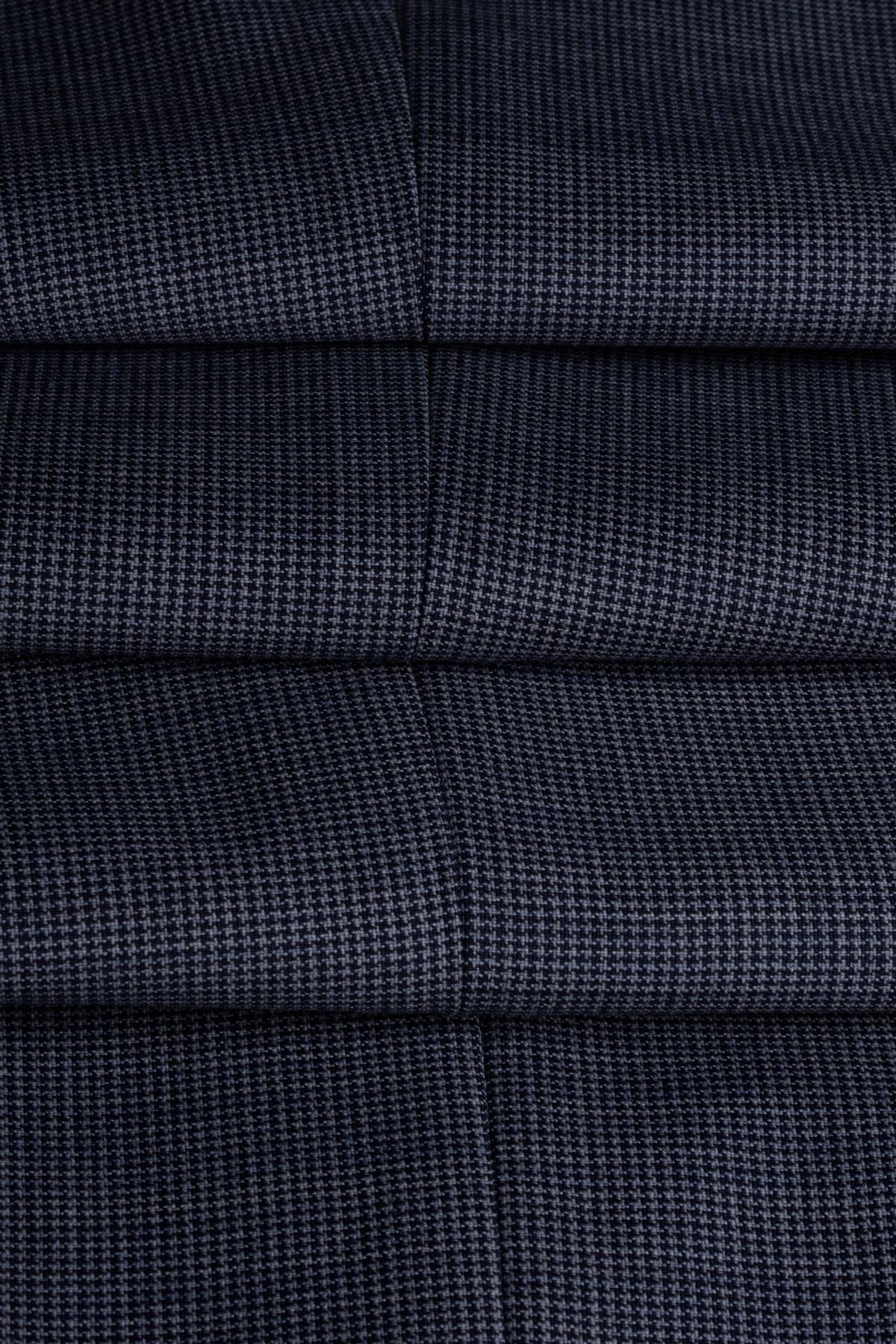 Cavani Bond Puppy Tooth Men’s Wool Blend 3 Piece Tailored Suit