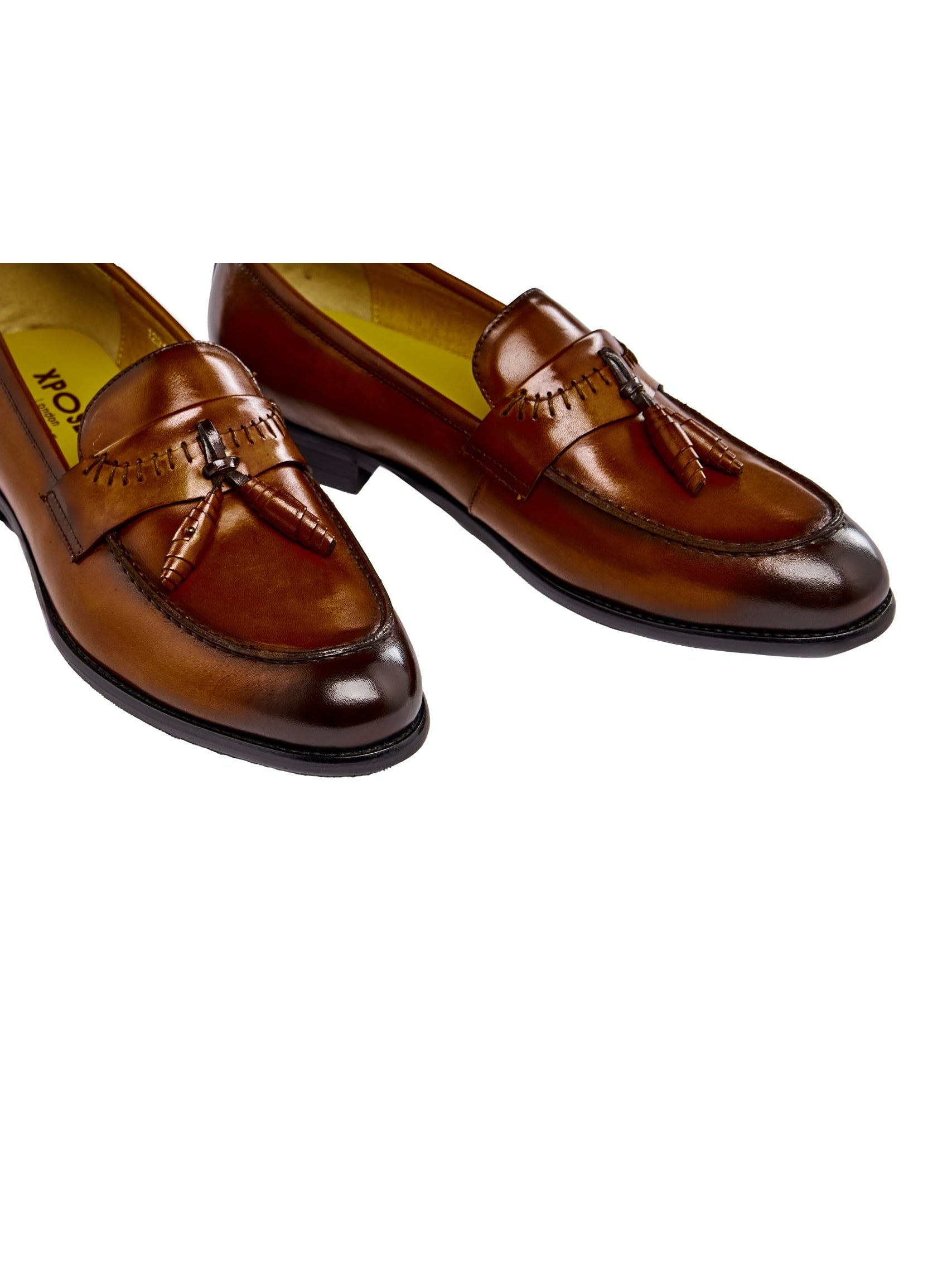 BRAUNE LEDER-LOAFERS MIT QUASTEN