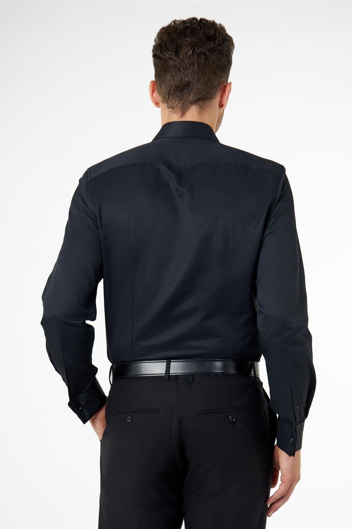 CLASSIC BLACK DOUBLE CUFF TAILORED FIT SHIRT