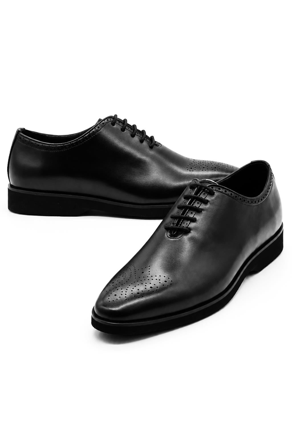 Men's Black Faux Leather Whole-Cut Oxford Brogue Shoes