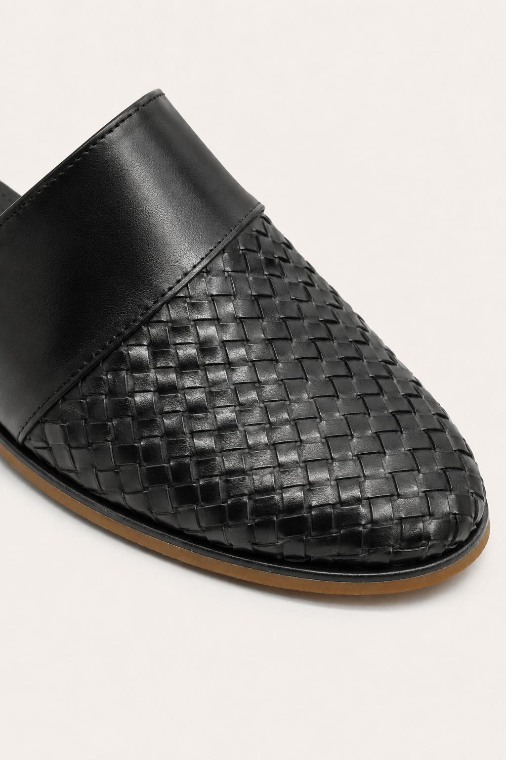 FINO Men’s Black Woven Leather Mule Slippers