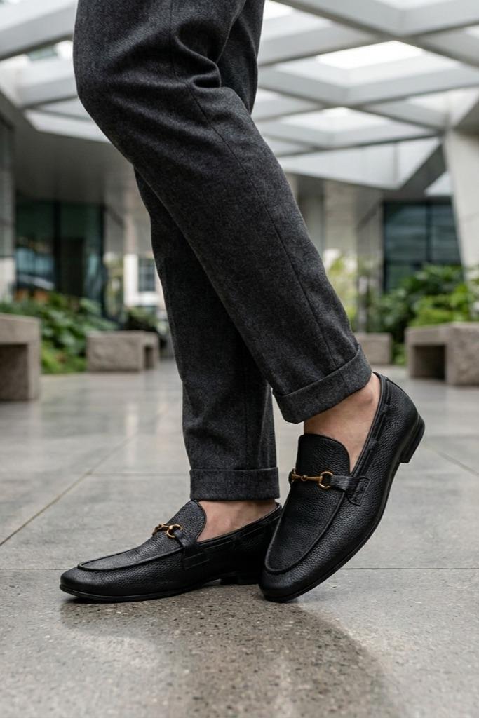 FAZIO Men’s Black Soft Grain Genuine Leather Snaffle Bit Loafers