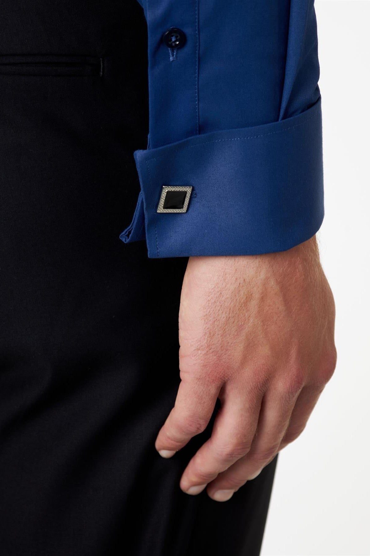 CLASSIC NAVY DOUBLE CUFF TAILORED FIT SHIRT