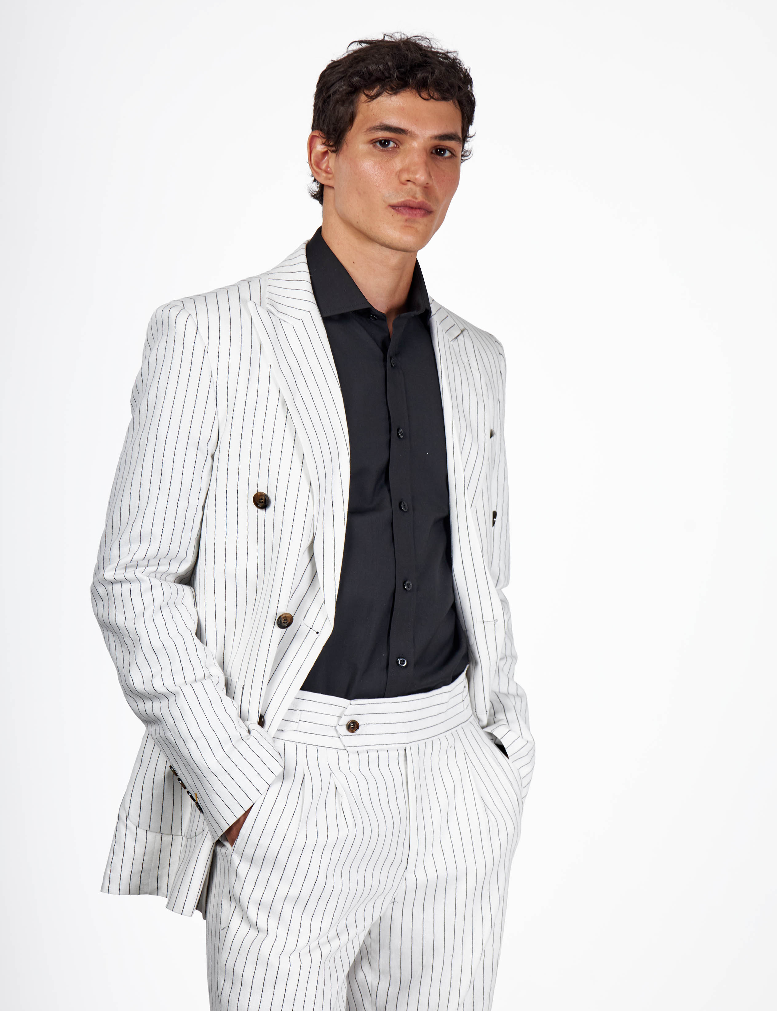 LLOYD – White Double Breasted Pinstripe Linen Suit