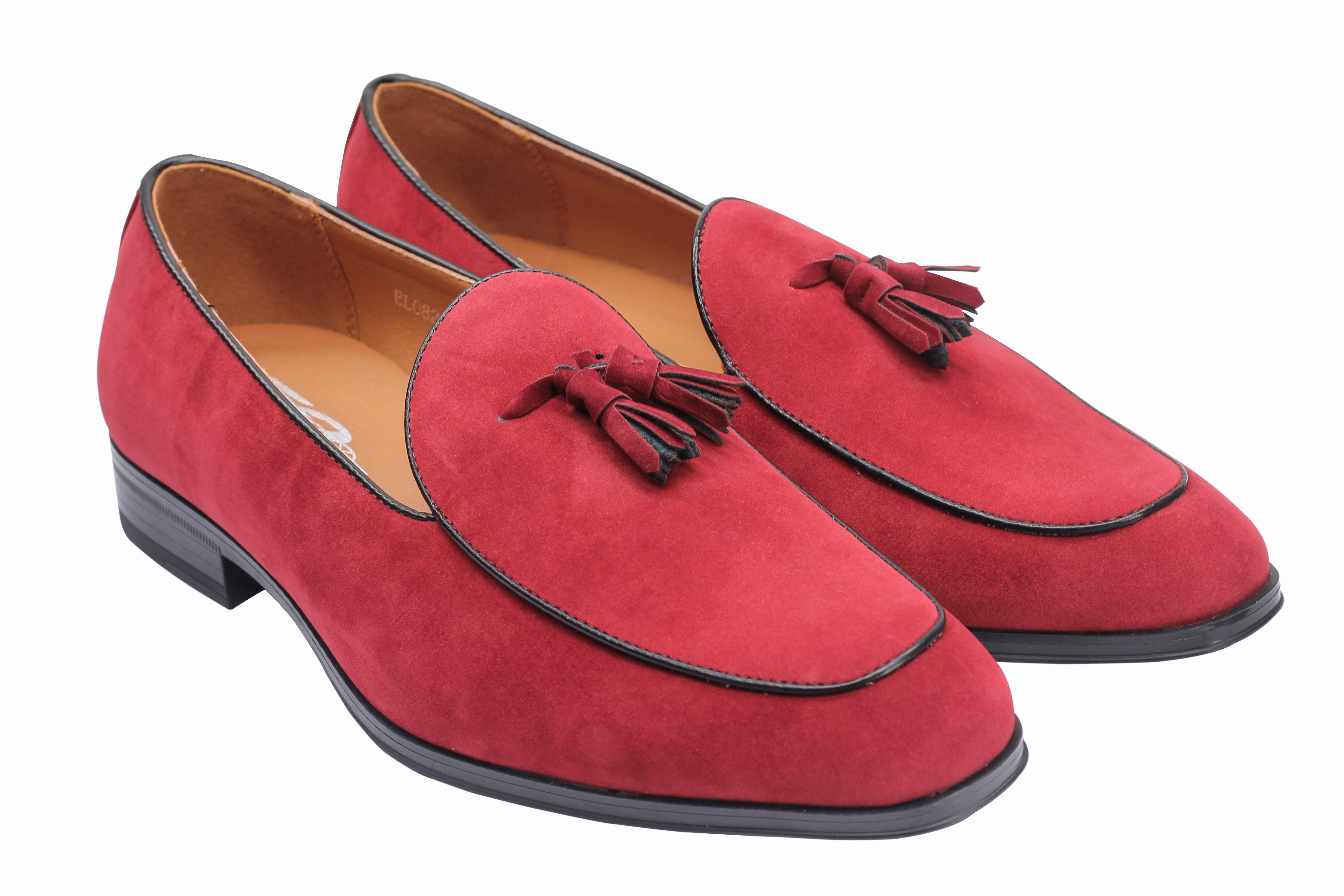 MOCASSINS À GLANDS EN DAIM