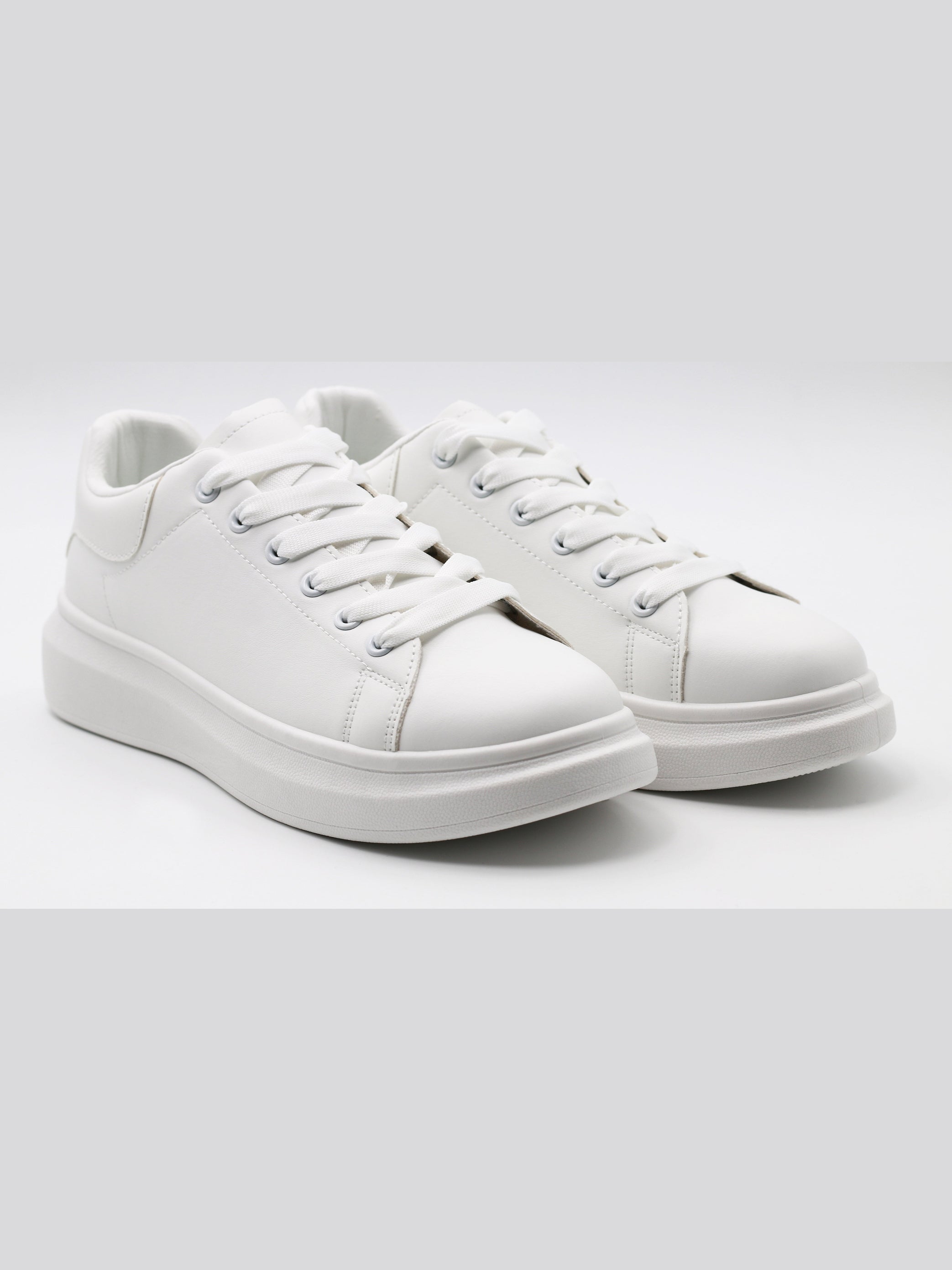 CASUAL LACE UP SNEAKERS