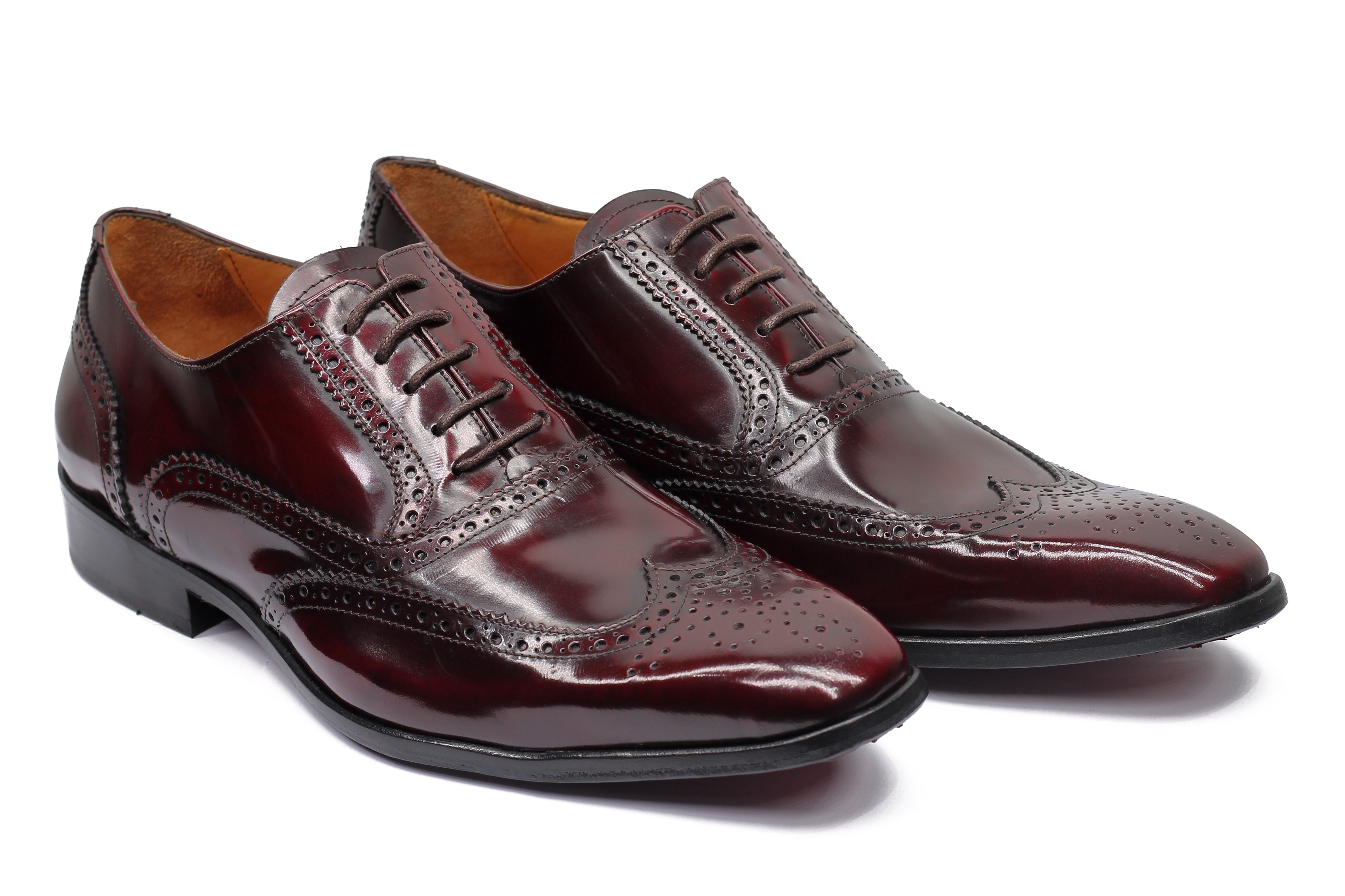 POLISHED CALF LEATHER BROGUES IN BURGUNDY