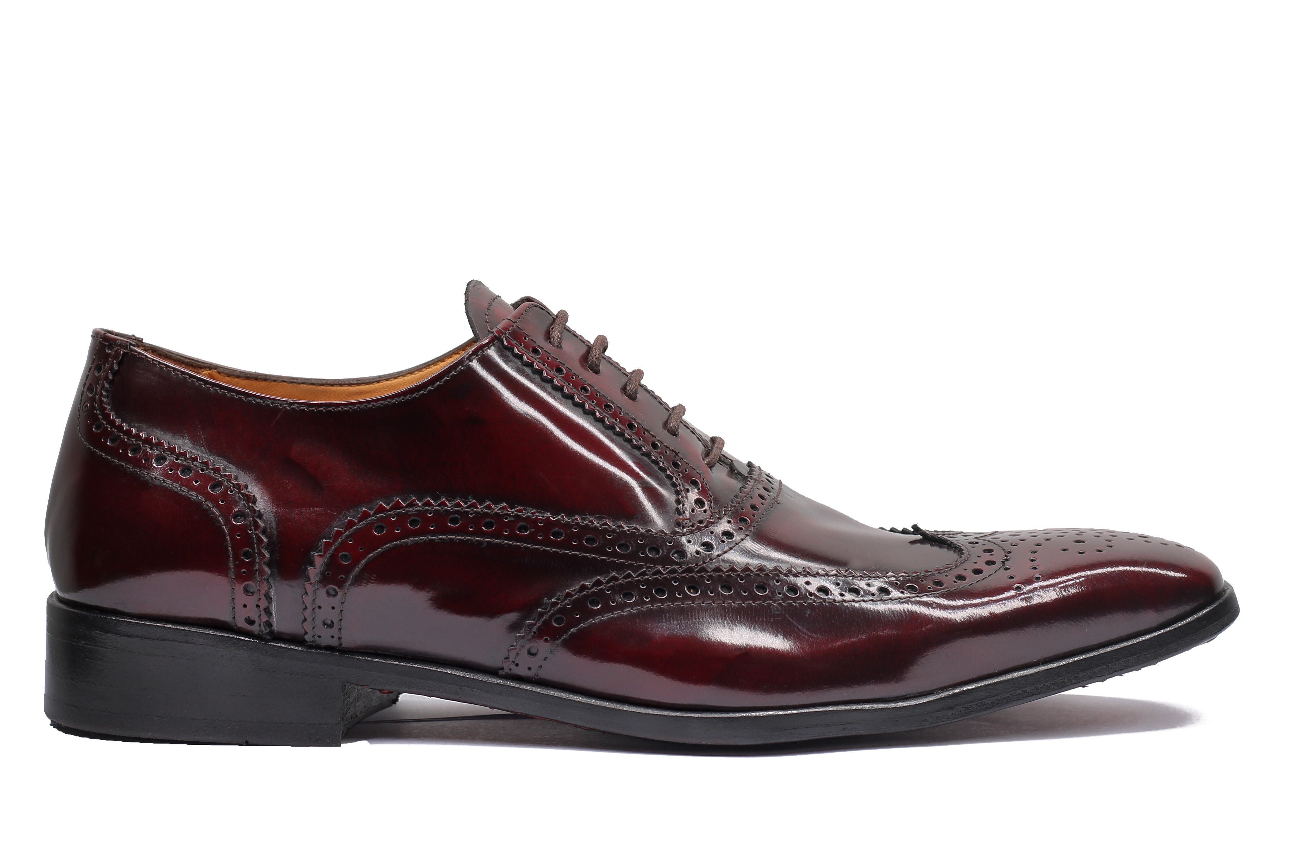 POLISHED CALF LEATHER BROGUES IN BURGUNDY