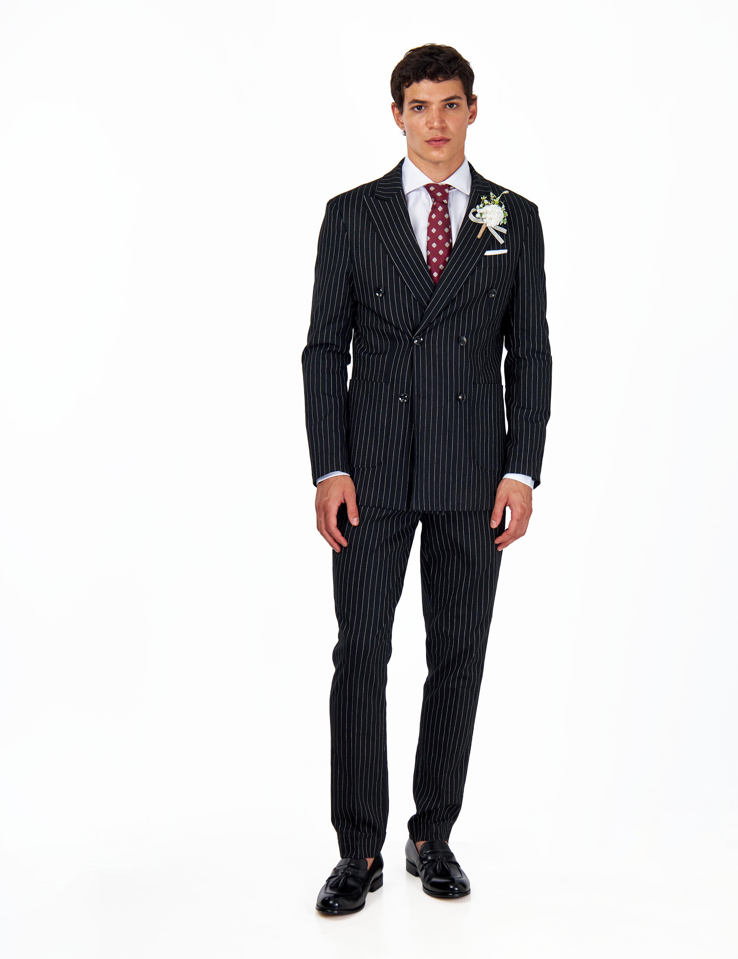 LLOYD – Black Pinstripe Double Breasted Linen Suit