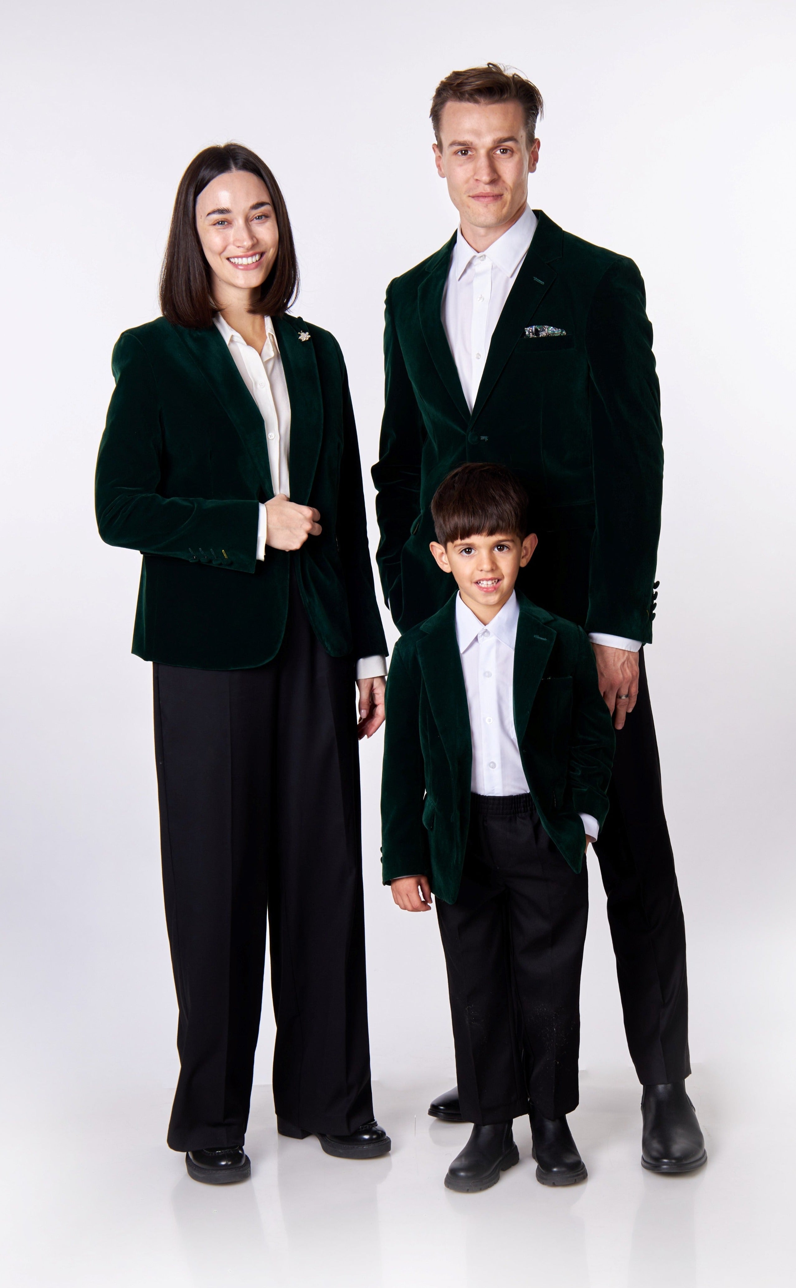 MATCHING FAMILY VELVET BLAZER IN GREEN