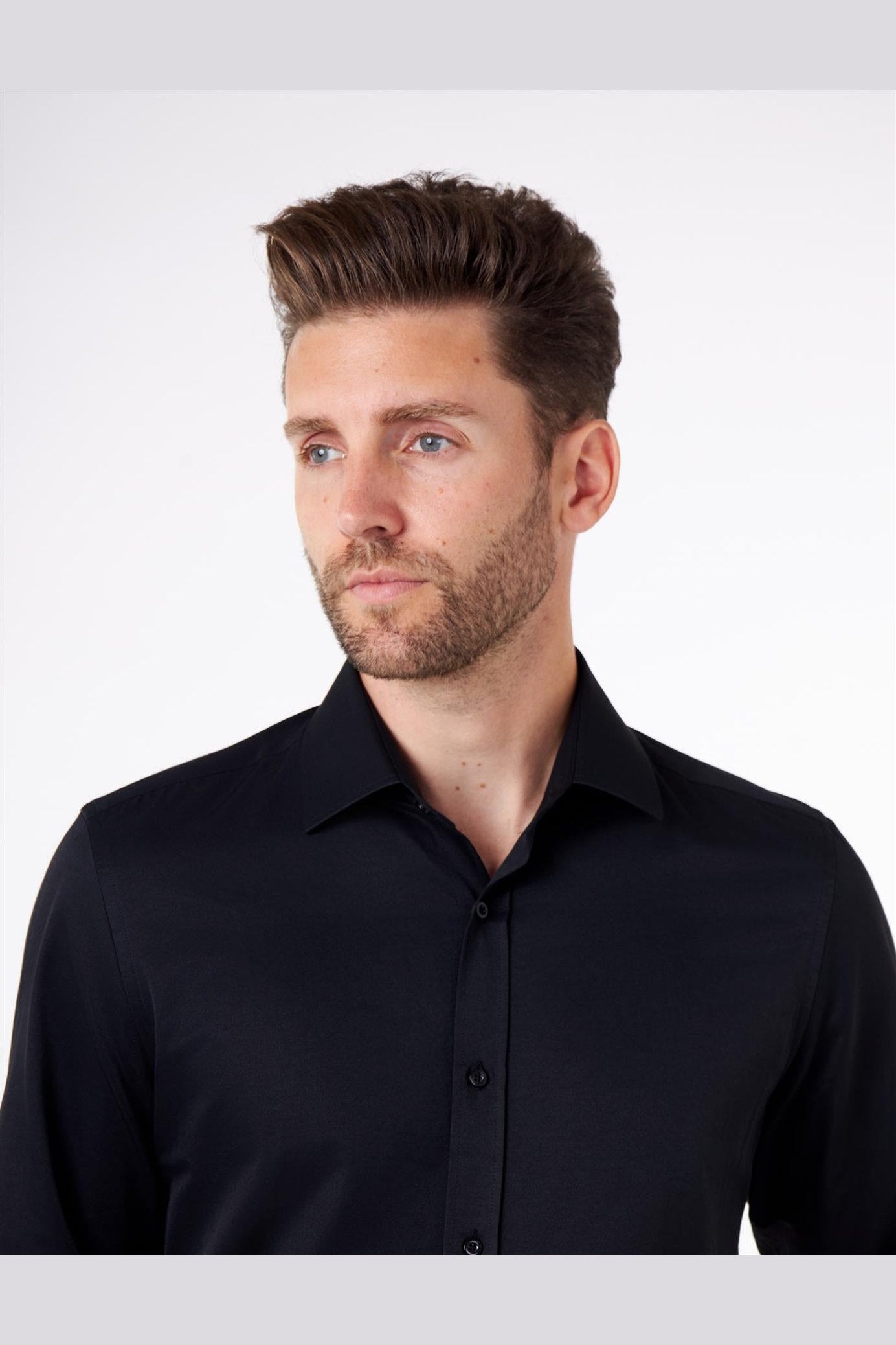 CLASSIC BLACK SINGLE CUFF TAILORED FIT SHIRT