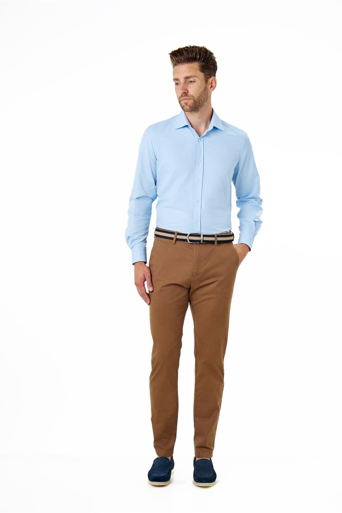 CLASSIC BLUE SINGLE CUFF TAILORED FIT SHIRT