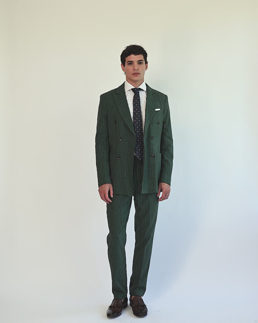LLOYD – Double Breasted Green Pinstripe Linen Suit