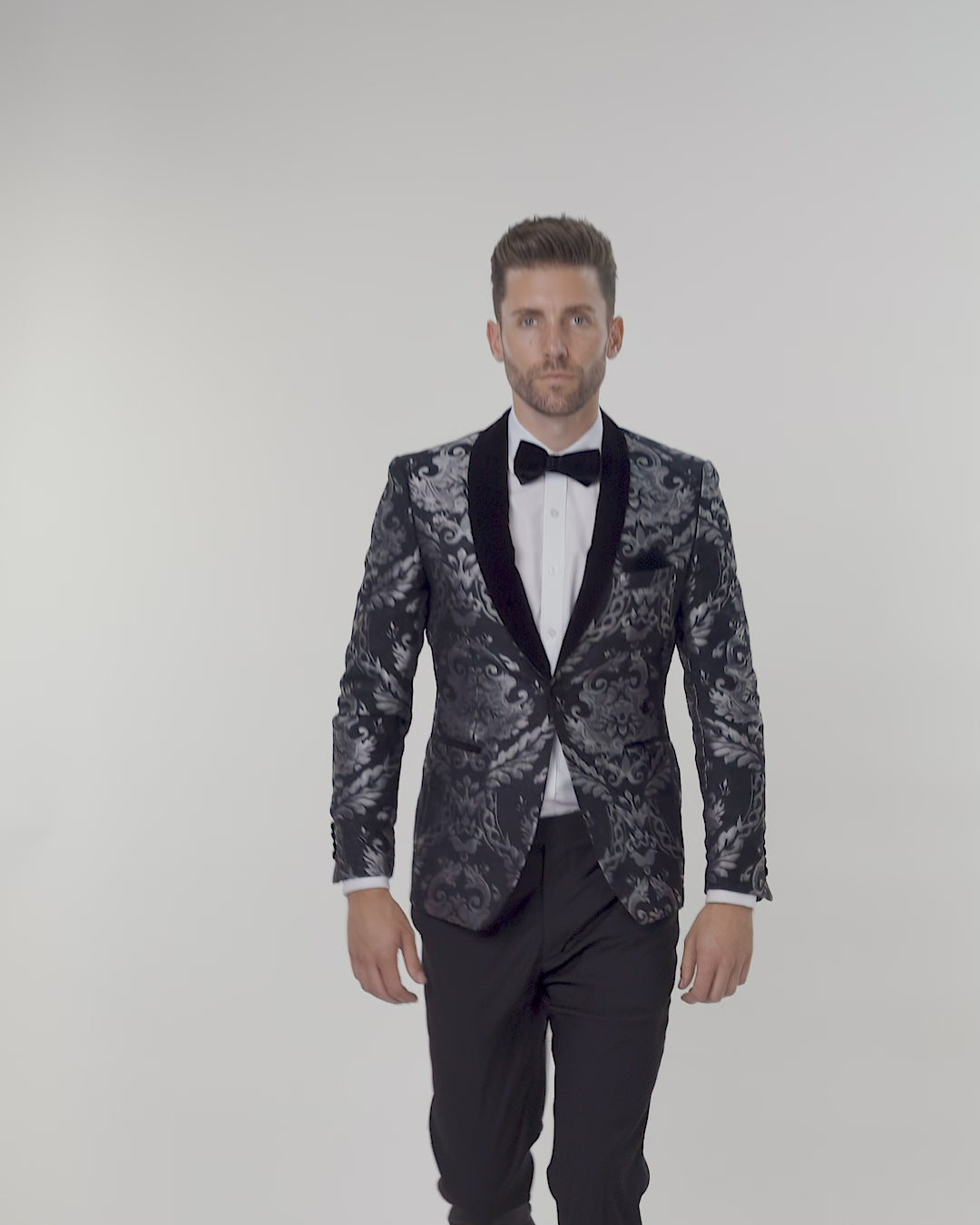 GRAUE JACQUARDJACKE AUS SAMT MIT BLUMENBLUMEN