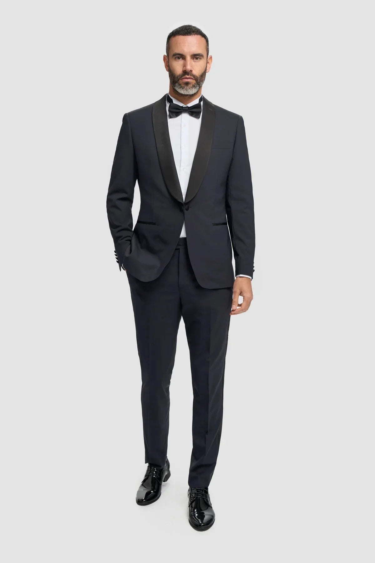 Aspen Midnight Navy Single Breasted Wool Blend 4-Piece Tuxedo Suit Bundle