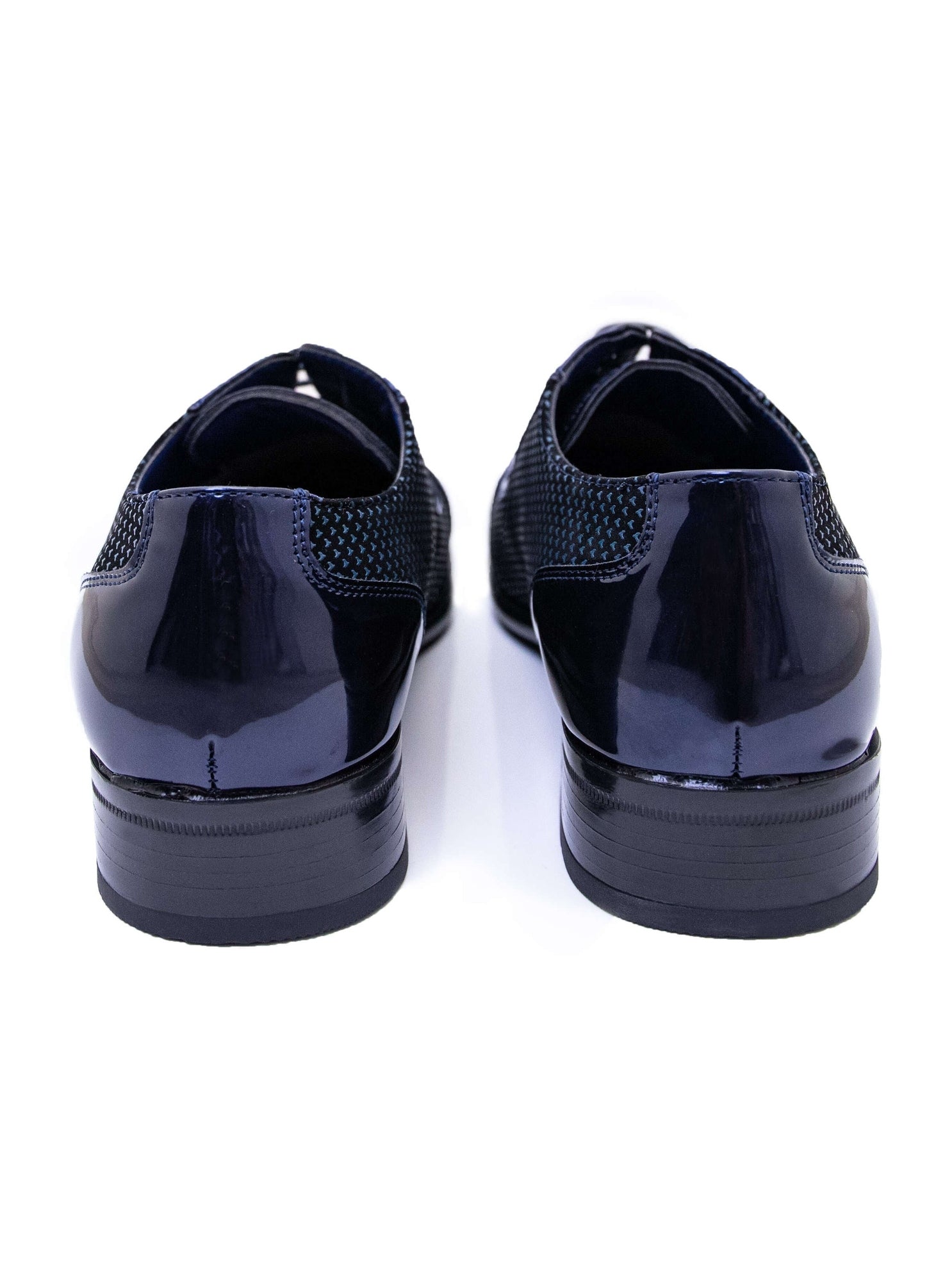 PATENT LEATHER LACE UP SHOES IN TWO TONE