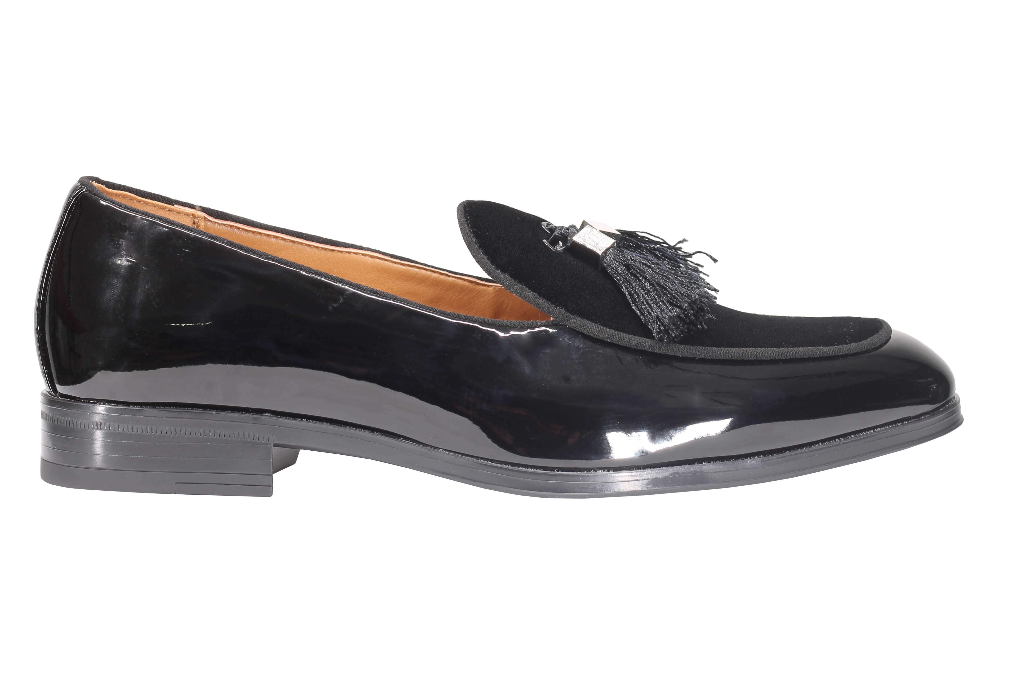 BLACK SHINY FAUX LEATHER TASSEL LOAFERS